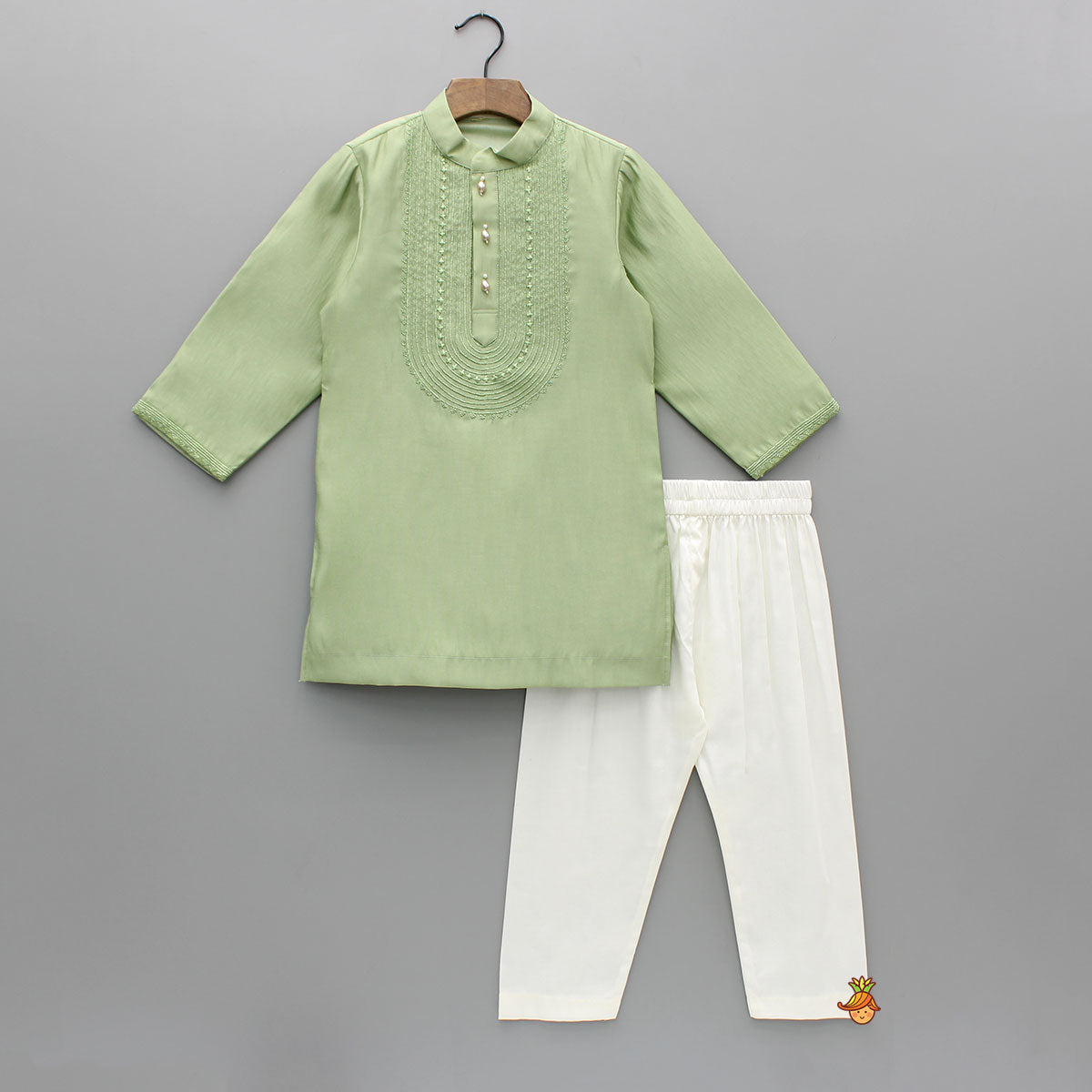 Pre Order: Embroidered Green Kurta And Pyjama