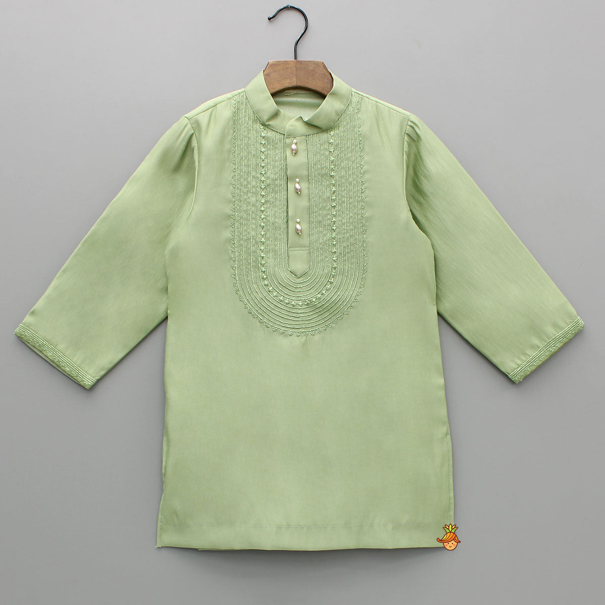 Pre Order: Embroidered Green Kurta And Pyjama