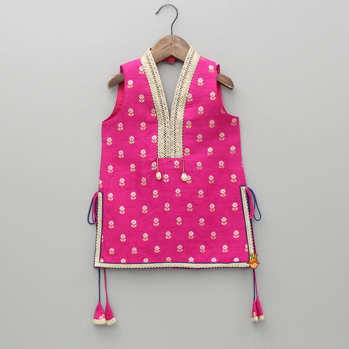 Pre Order: Embroidered Pink Halter Neck Kurti With Tulip Dhoti And Dupatta