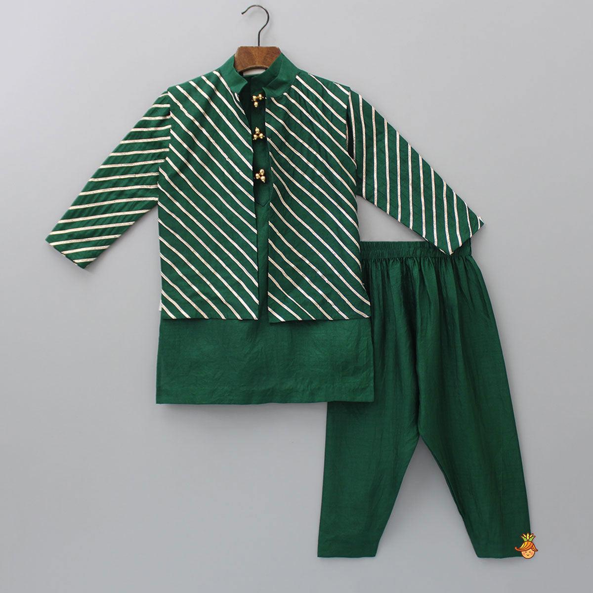 Pre Order: Ethnic Gota Lace Detailed Green Kurta And Jacket With Pyjama