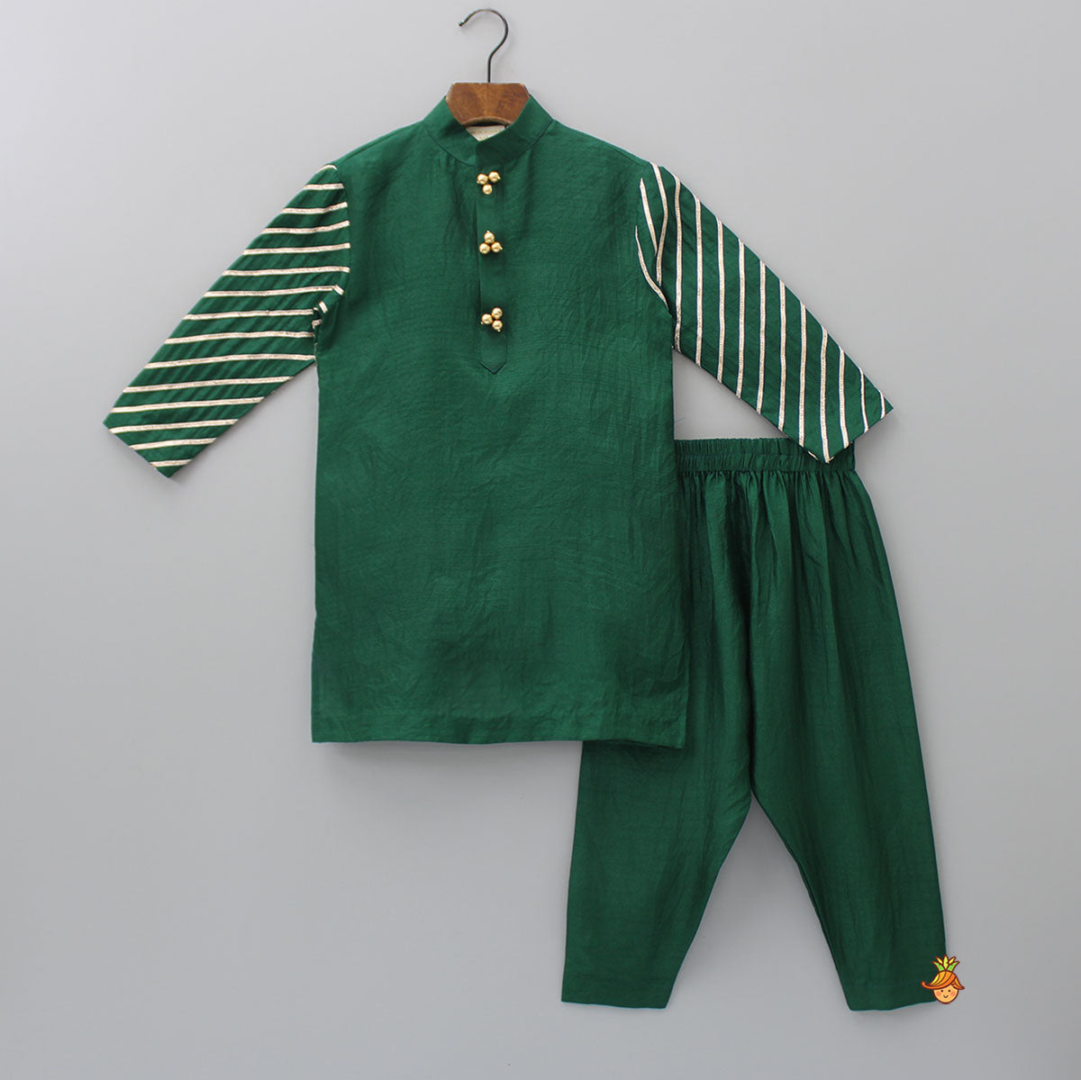 Pre Order: Ethnic Gota Lace Detailed Green Kurta And Jacket With Pyjama