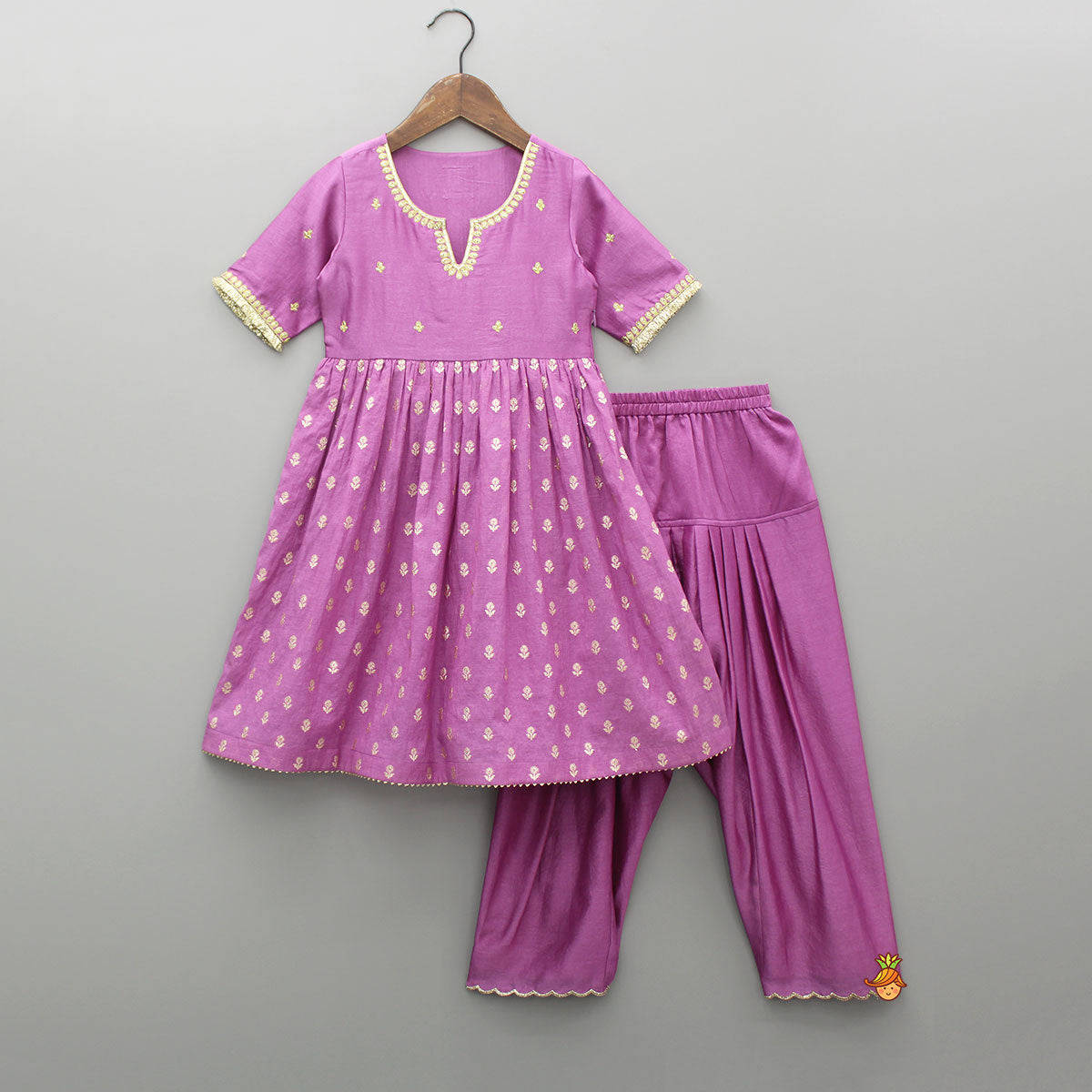 Pre Order: Chanderi Embroidered Purple Kurti And Salwar With Gota Lace Work Dupatta