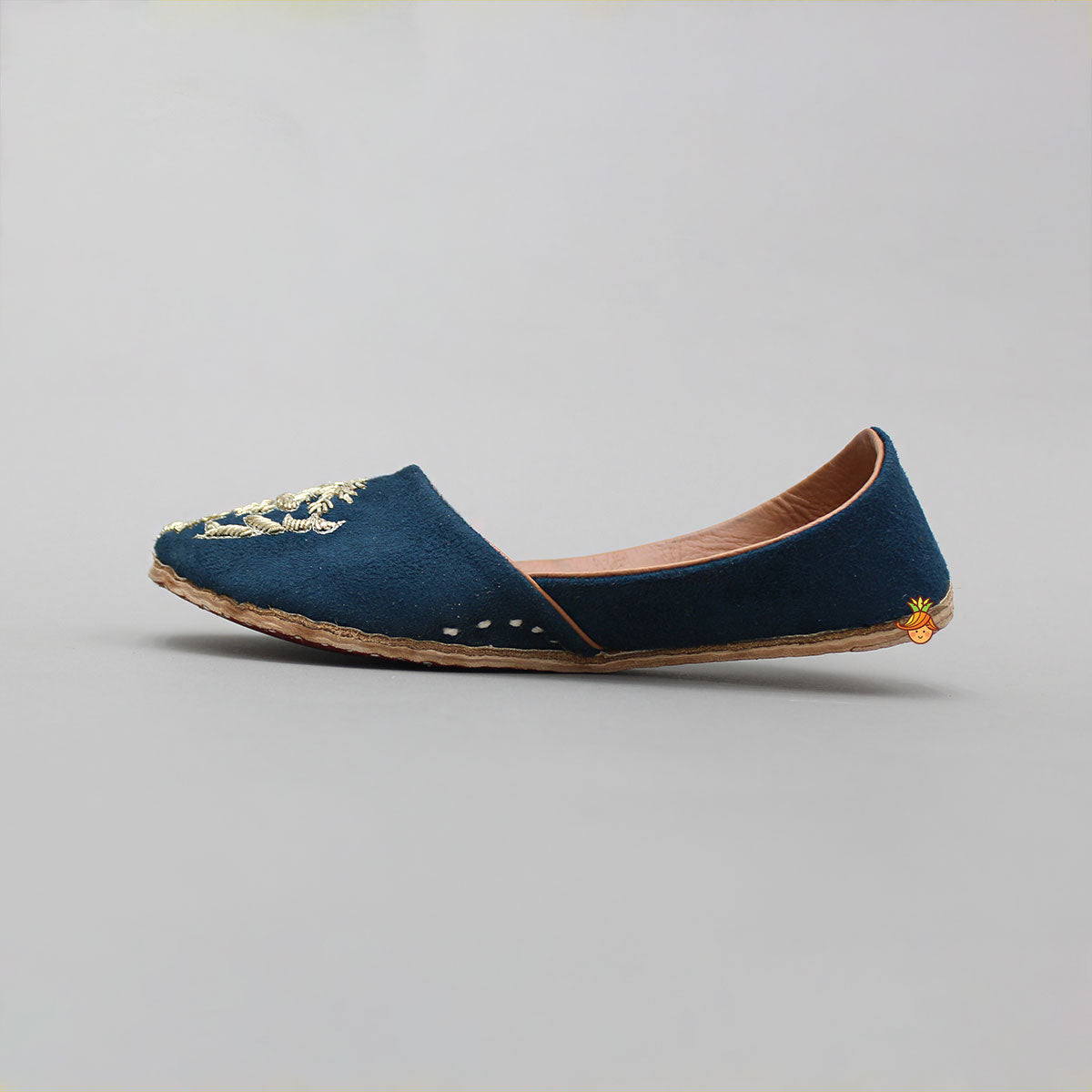 Zardozi Embroidered Blue Jutti