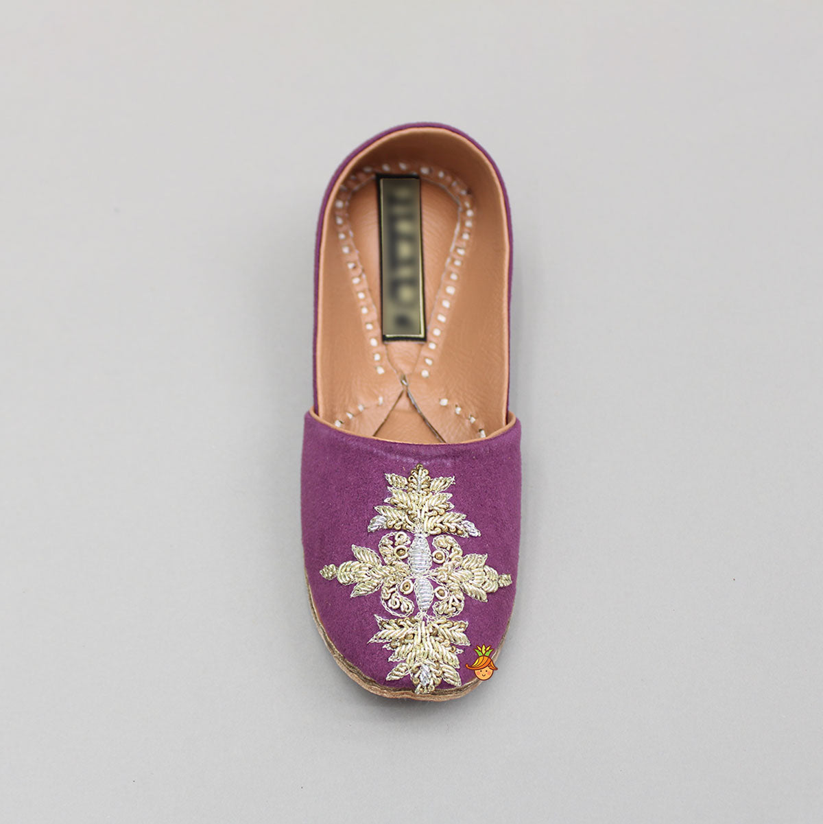 Zardozi Embroidered Wine Jutti