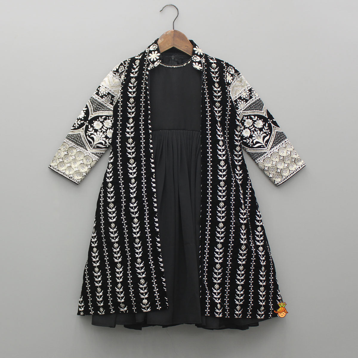 Pre Order: Black Kurti With Embroidered Velevet Jacket