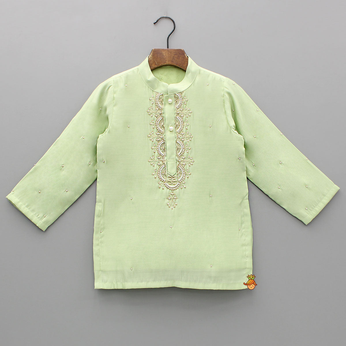 Pre Order: Embroidered Green Kurta And Pyjama