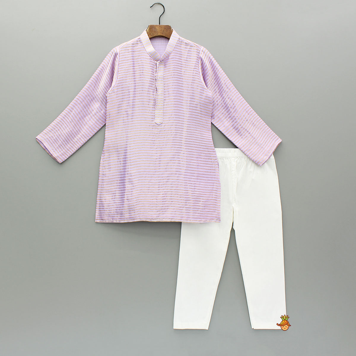 Pre Order: Lavender Kurta With Embroidered Jacket And Pyjama