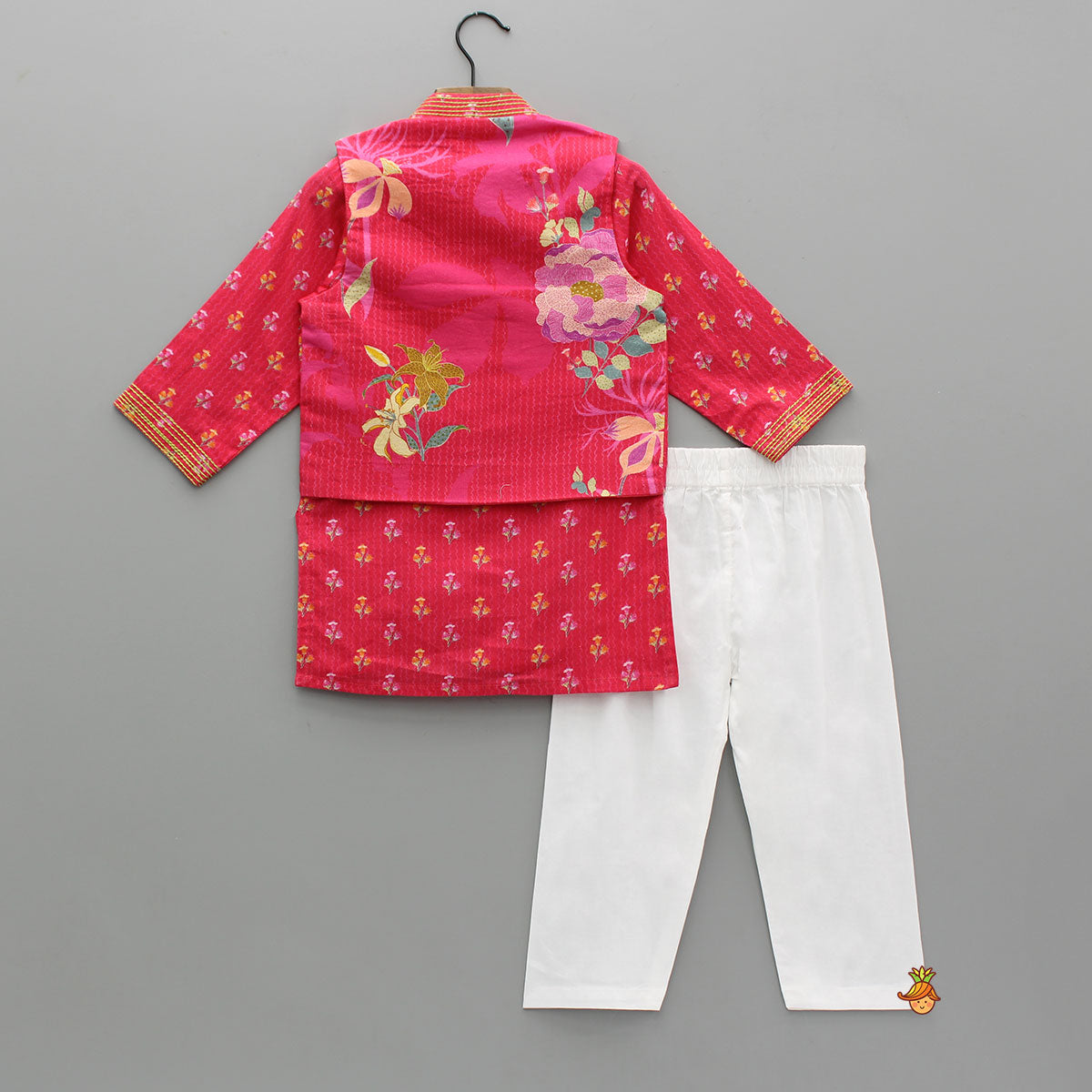 Pre Order: Floral Printed Kurta And Jacket With Pyjama