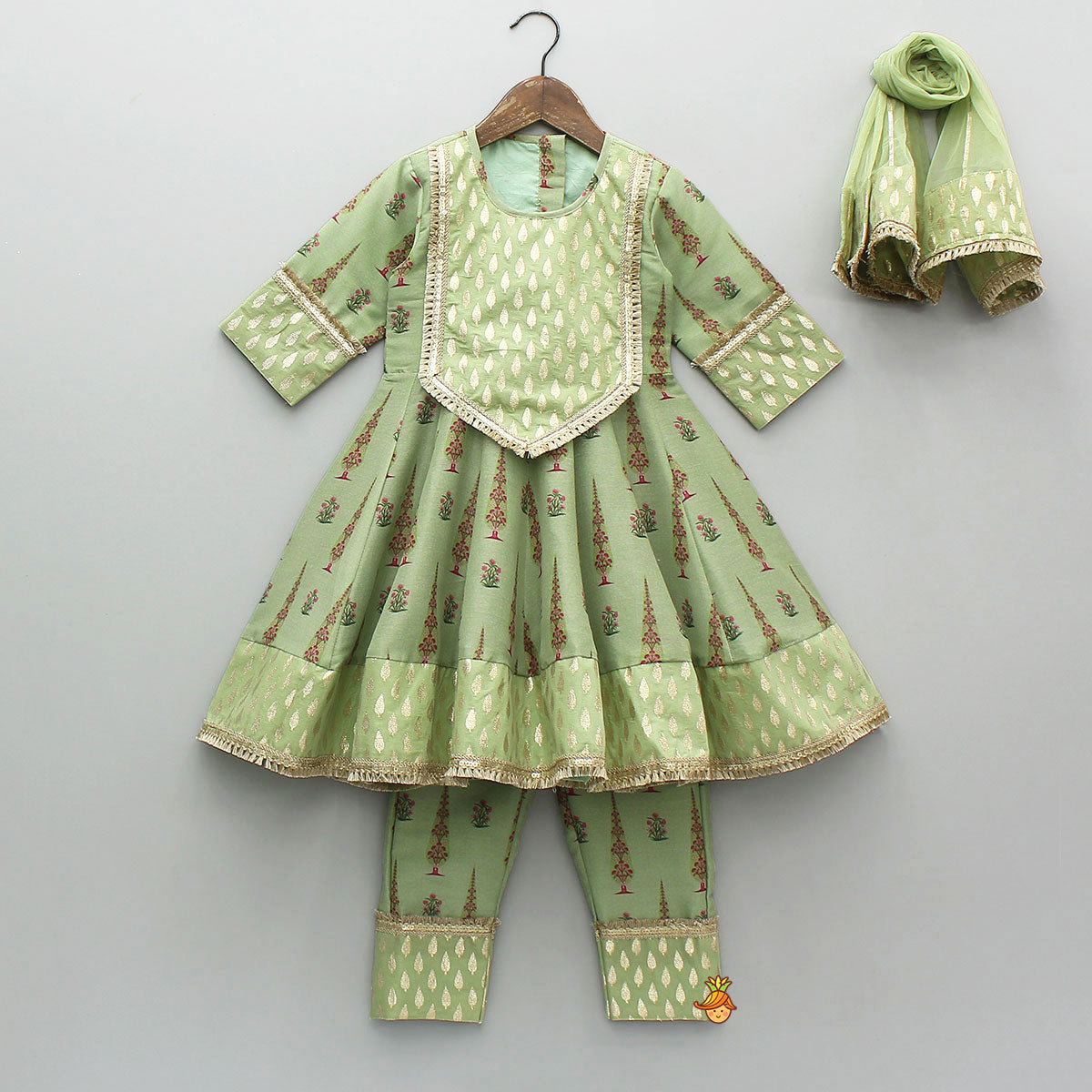 Pre Order: Chanderi Printed Long Kurti And Pant With Dupatta