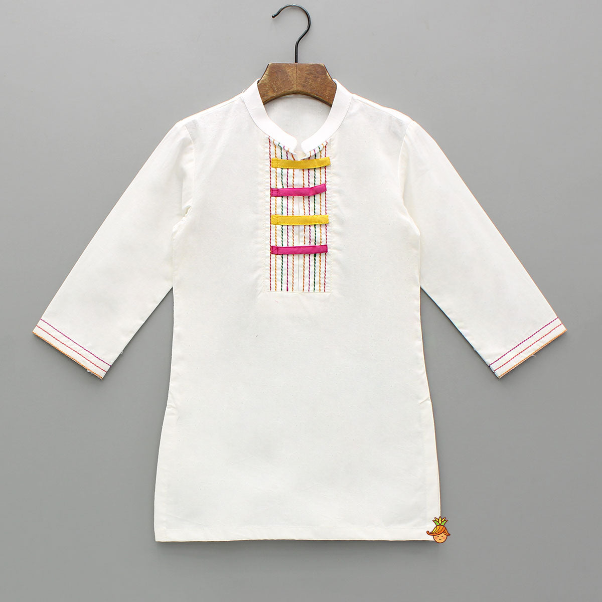 Pre Order: White Embroidery Detailed Kurta And Pyjama