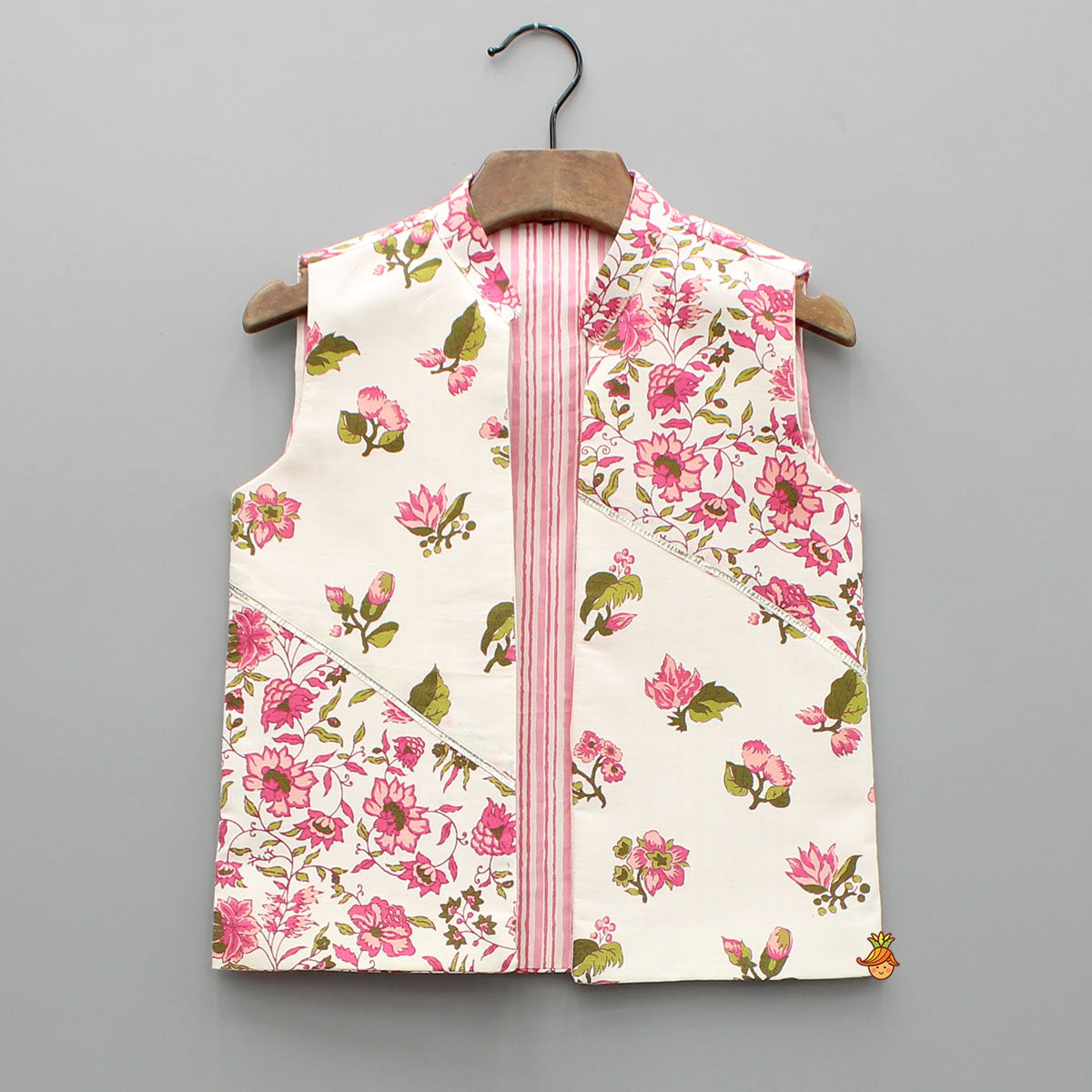 Pre Order: Pink Floral Printed Kurta With Front Open Jacket And Pyjama