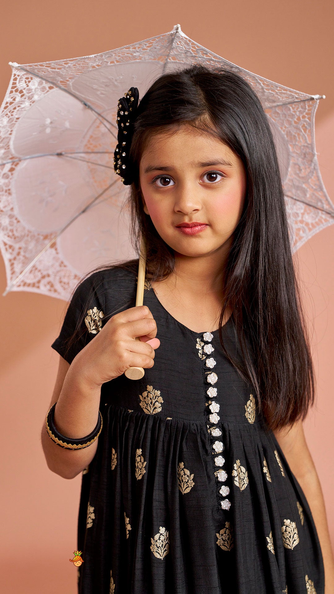 Pre Order: Black Embroidered Scalloped Hem Kurti