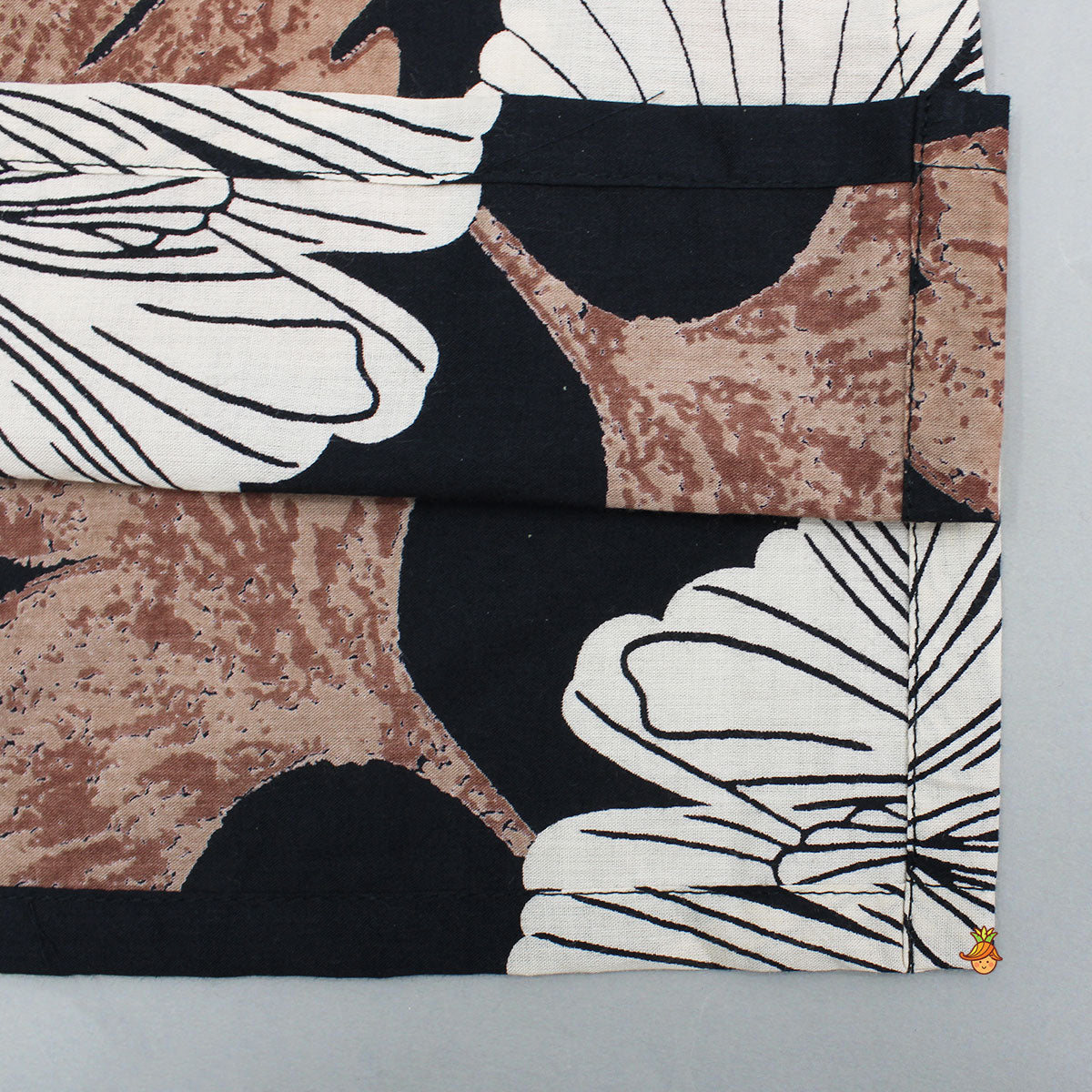 Pre Order: Black Printed Kurta And Pyjama