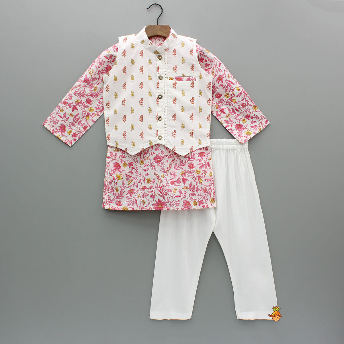 Pre Order: Floral Printed Kurta And Jacket With Pyjama