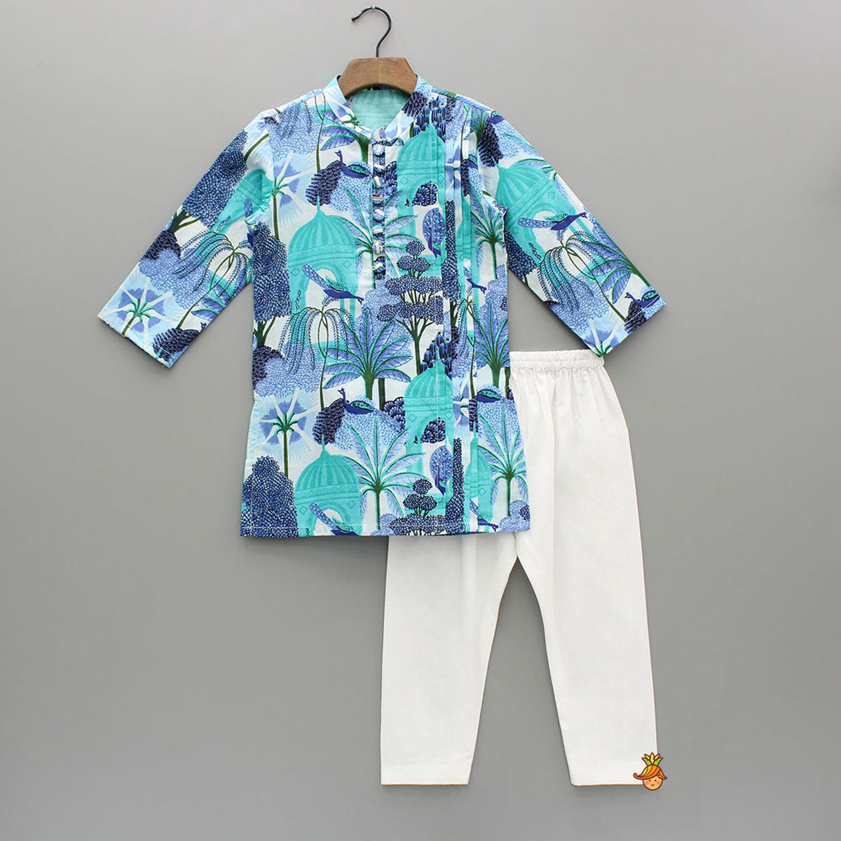 Pre Order: Blue Multicolour Printed Kurta With Pintuck Detail And Pyjama
