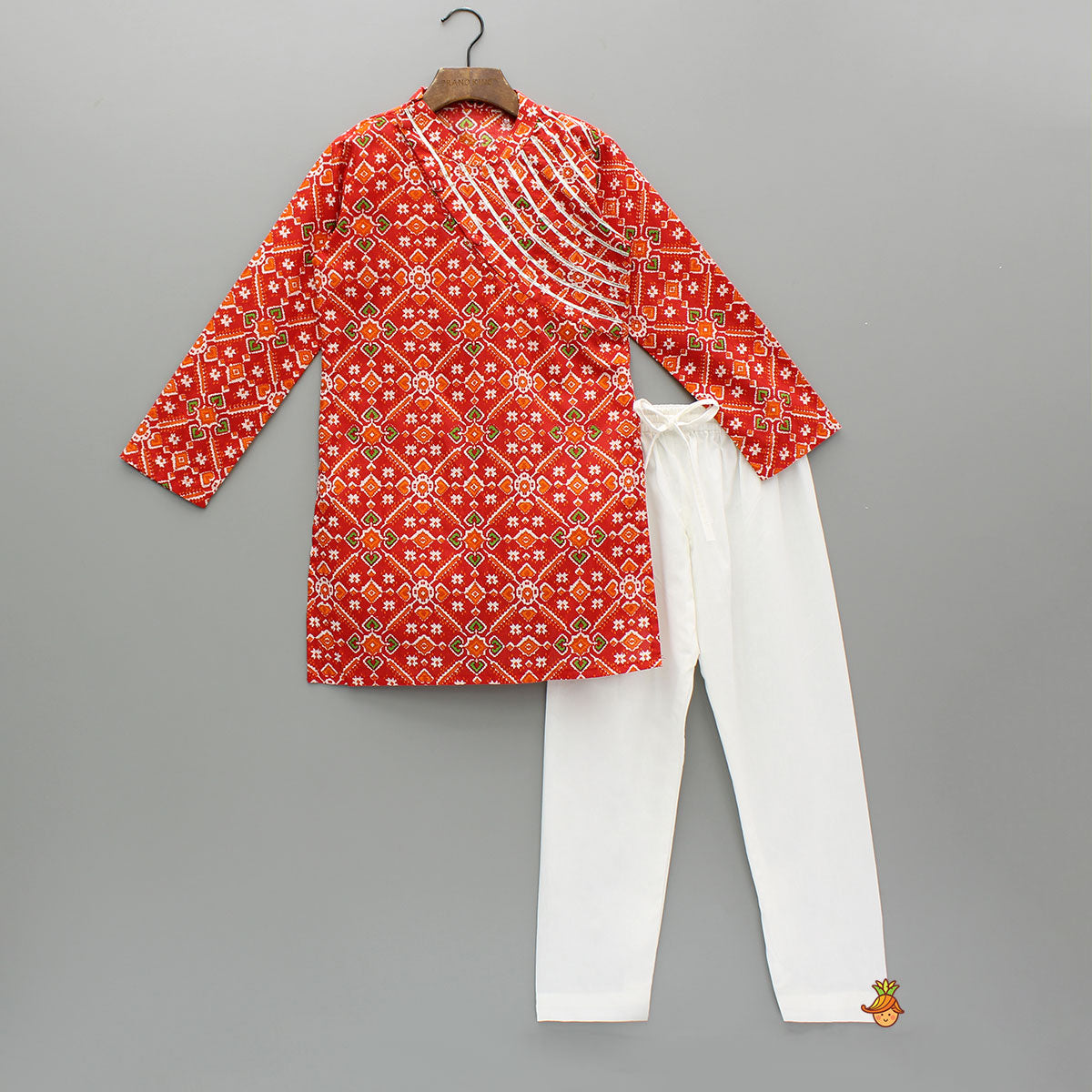 Pre Order: Traditional Patola Print Kurta With Gota Lace Embellishment And Pyjama