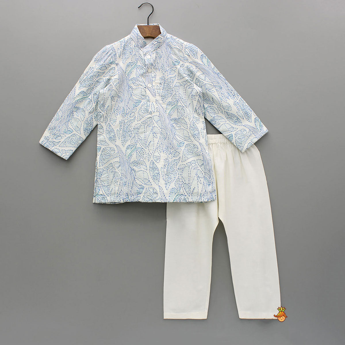 Pre Order: Off White Printed Embroidered Kurta And Pyjama