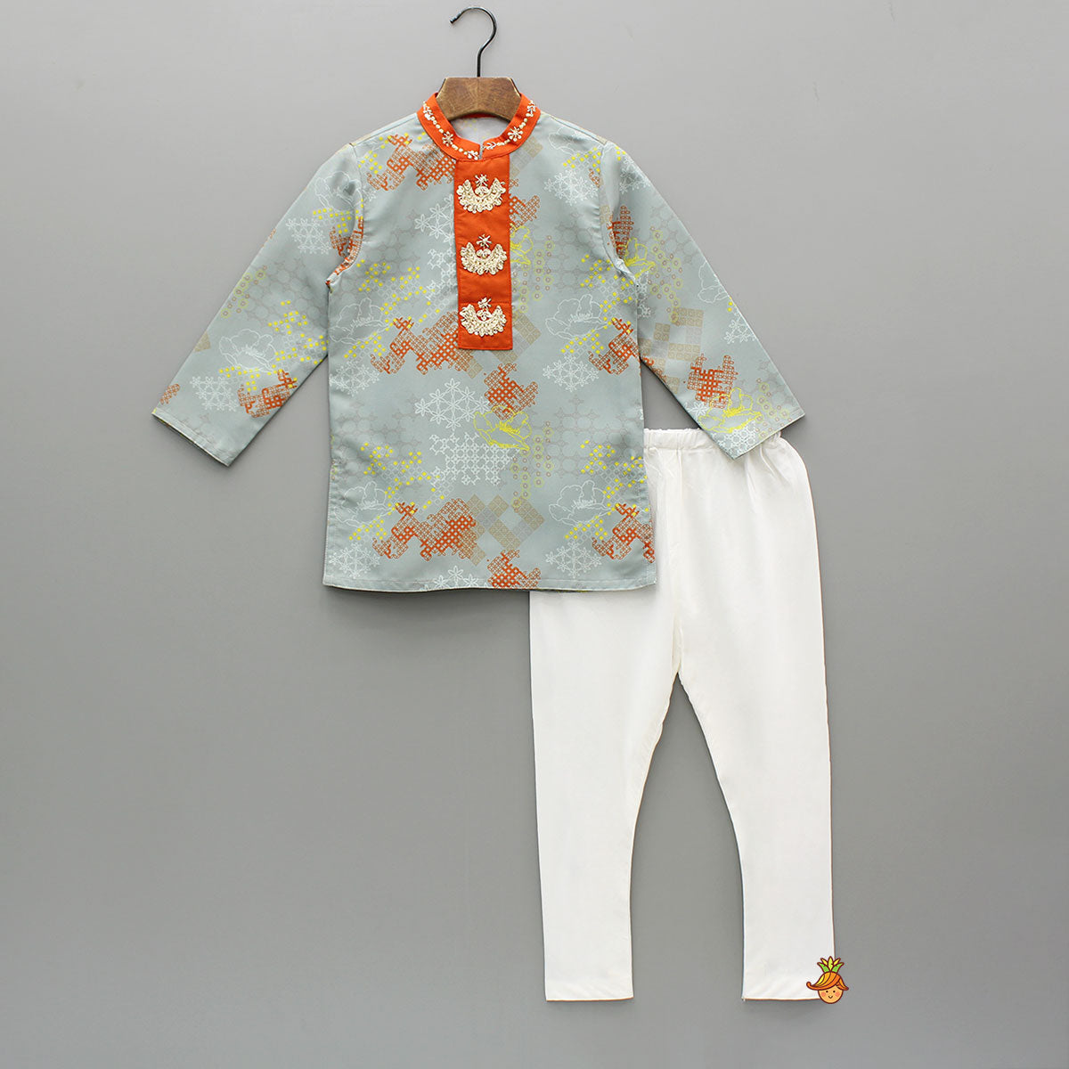 Pre Order: Printed Grey Embroidery Detailed Kurta With Pyjama