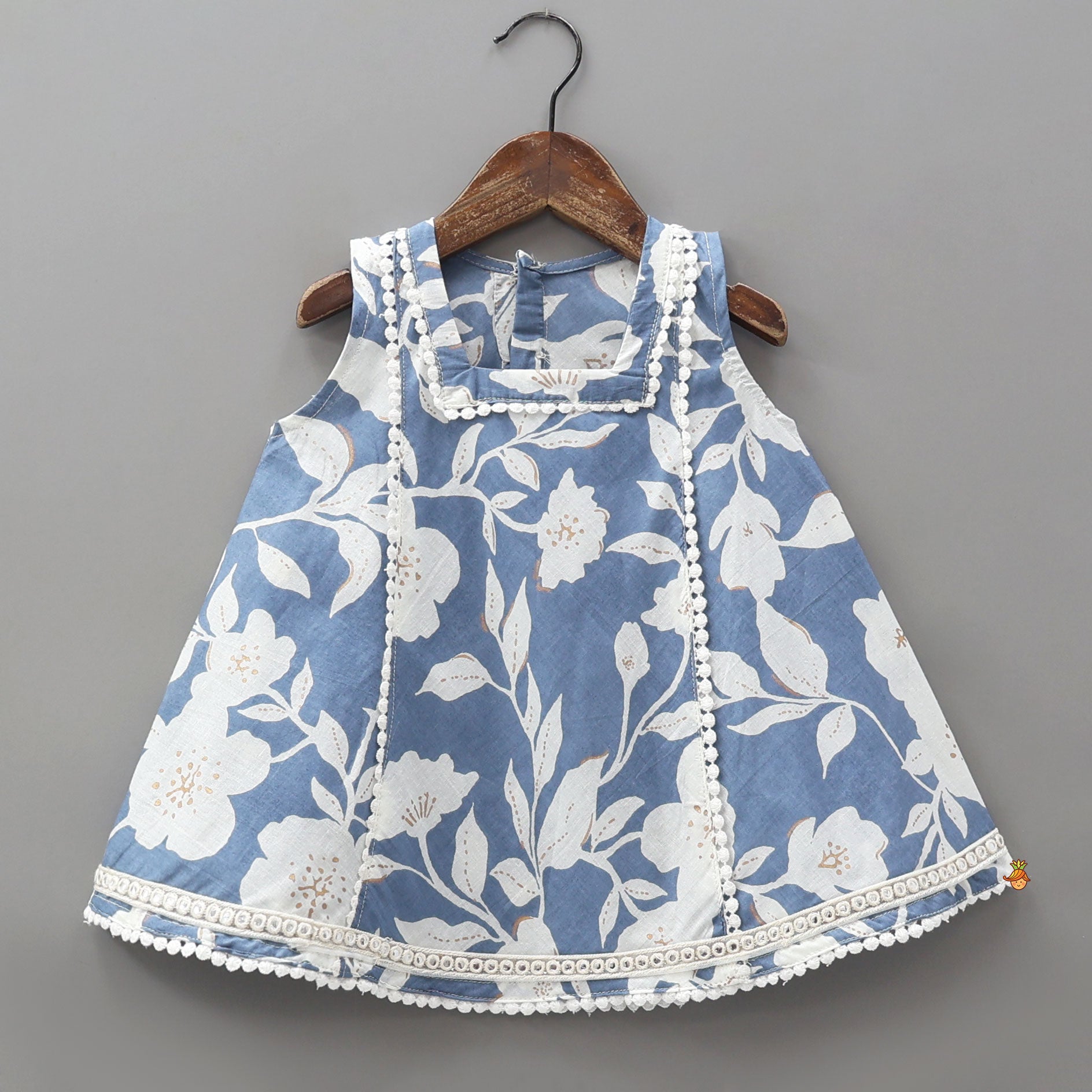 Pre Order: Floral Print Blue Kurta With Dhoti
