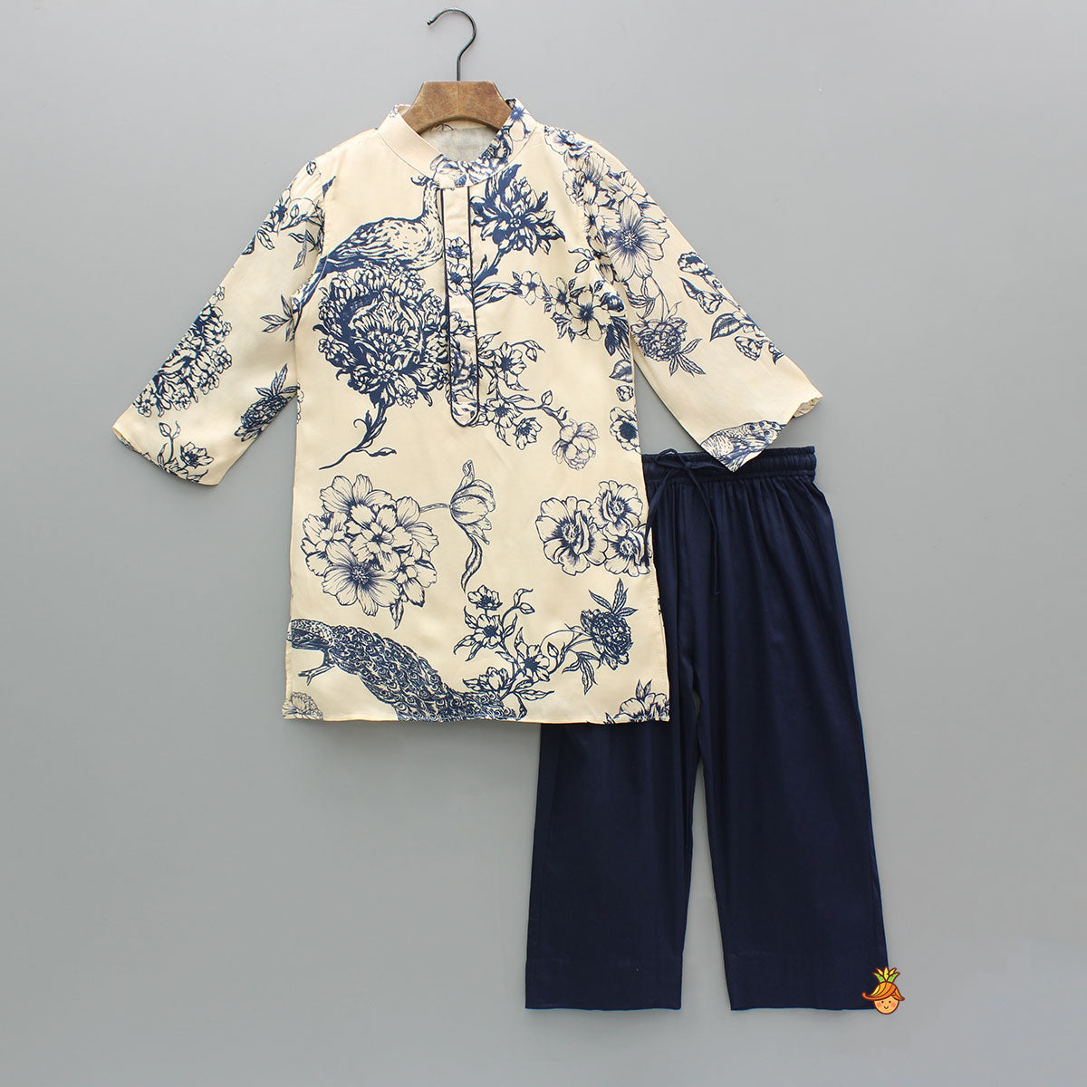 Pre Order: Blue And White Floral Print Kurta And Pyjama