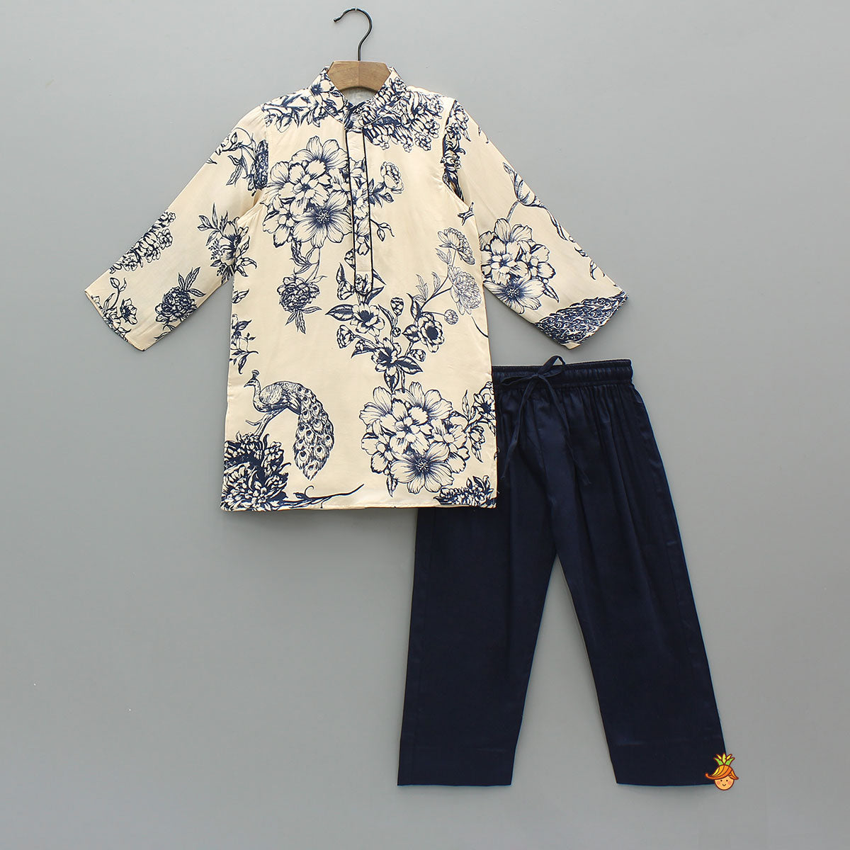 Pre Order: Blue And White Floral Print Kurta And Pyjama