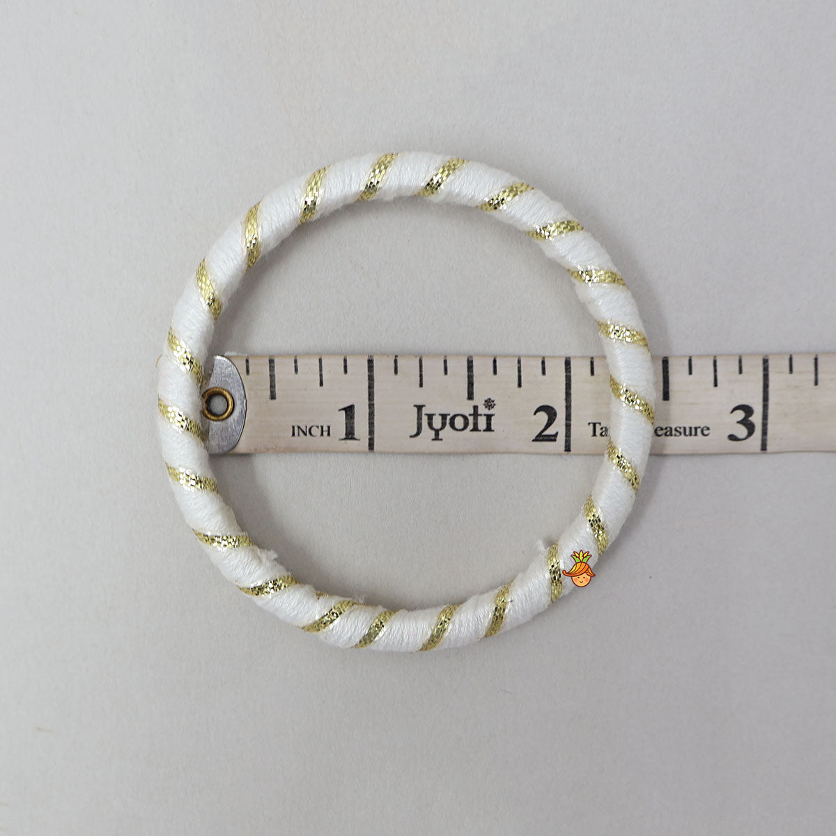 Gota Lace-Embellished Off White Thread Bangles