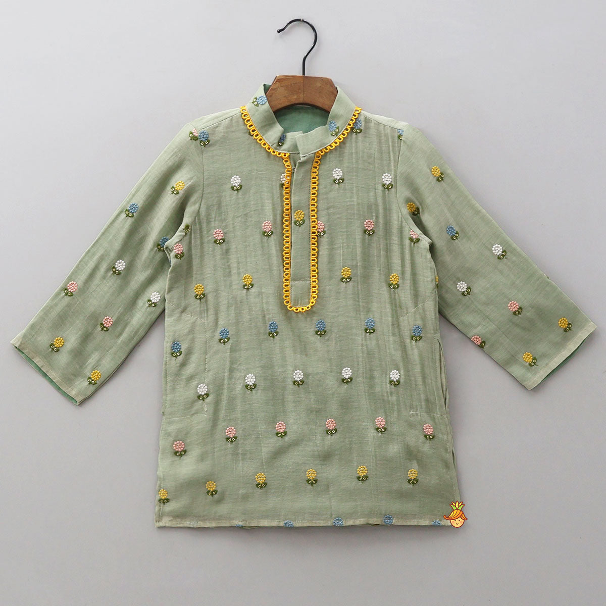 Pre Order: Floral Embroidered Mul Chanderi Kurta With Pyjama