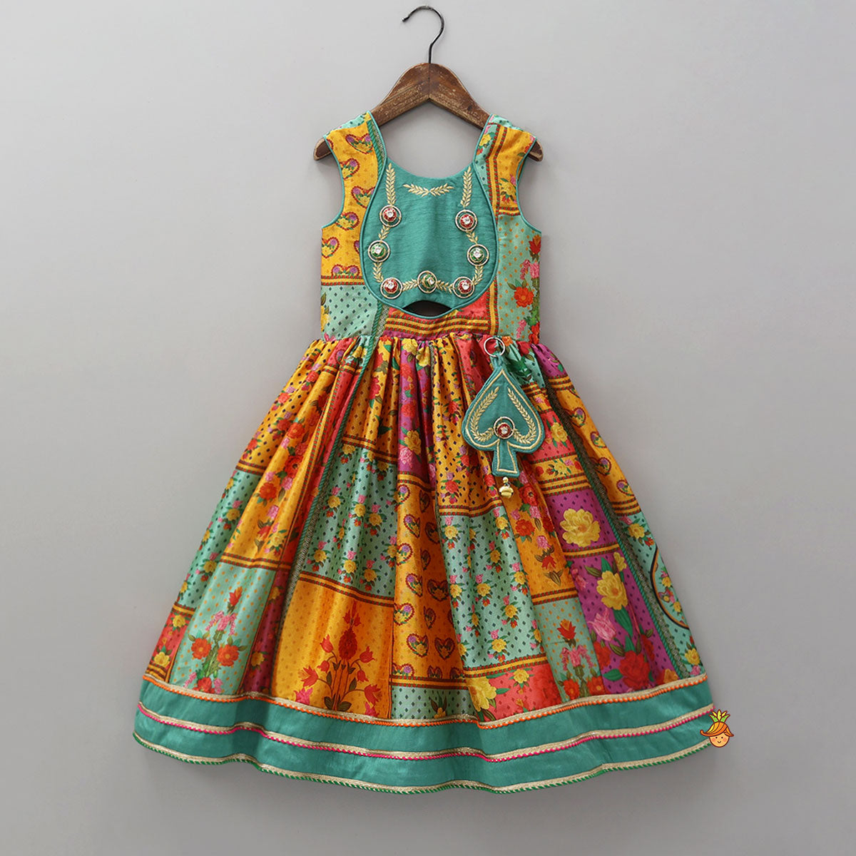 Pre Order: Elegant Multicolour Printed Sleeveless Dress With Attached Bag And Matching Hairband