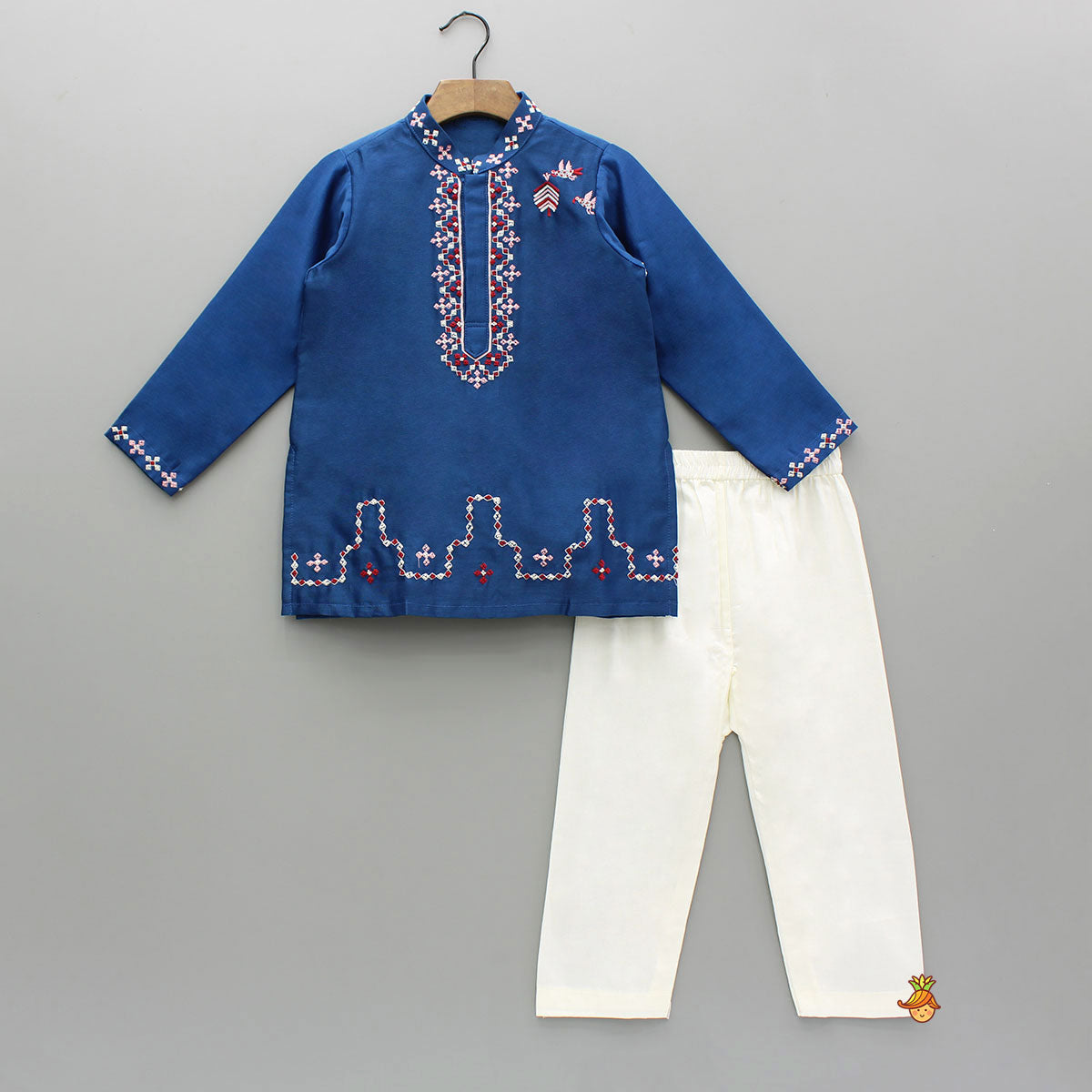 Pre Order: Blue Embroidered Chanderi Kurta With Pyjama