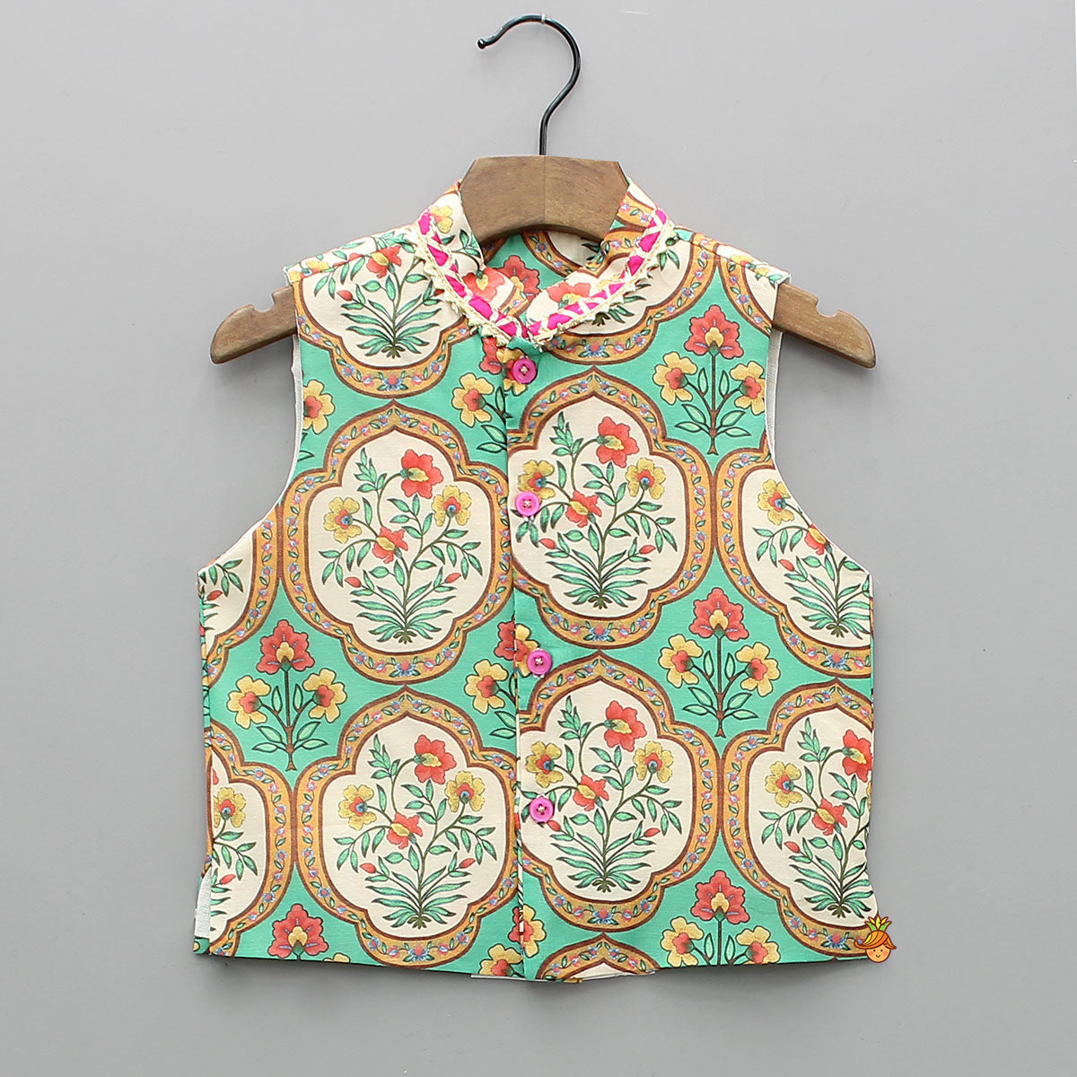 Floral Printed Kurta With Front Open Jacket And Pyjama