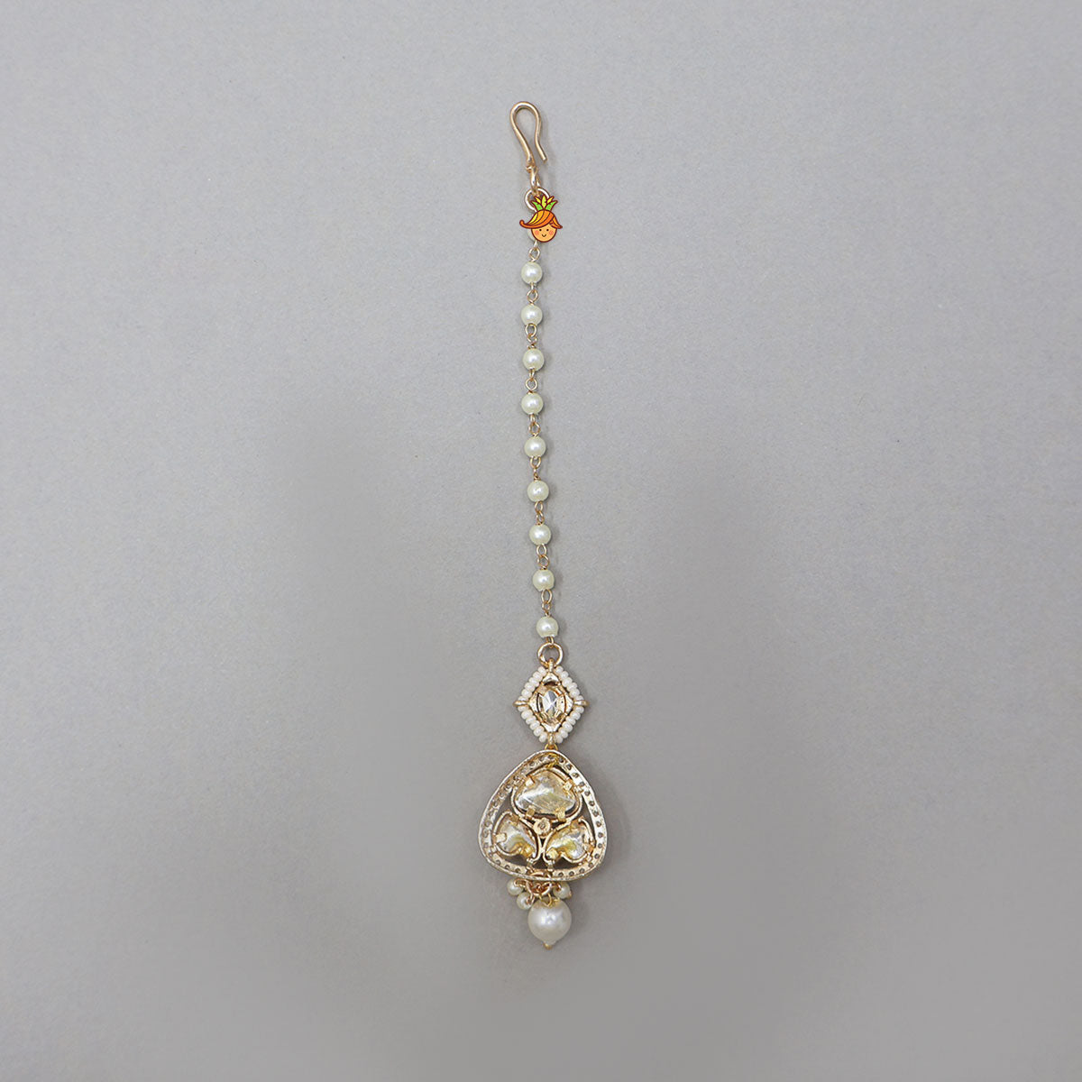 Exquisite Ethnic Maang Tikka