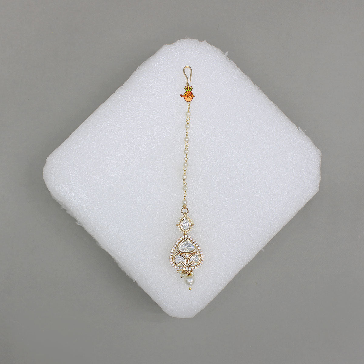 Exquisite Ethnic Maang Tikka