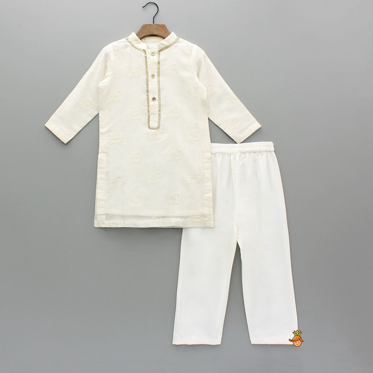 Pre Order: White Embroidered Chanderi Kurta With Pyjama