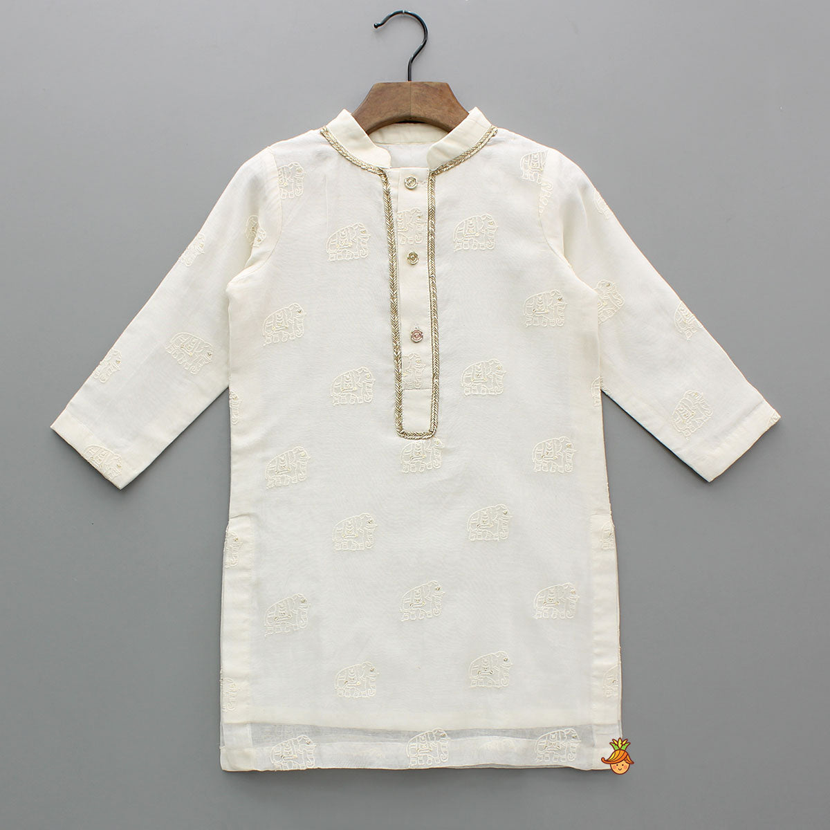 Pre Order: White Embroidered Chanderi Kurta With Pyjama