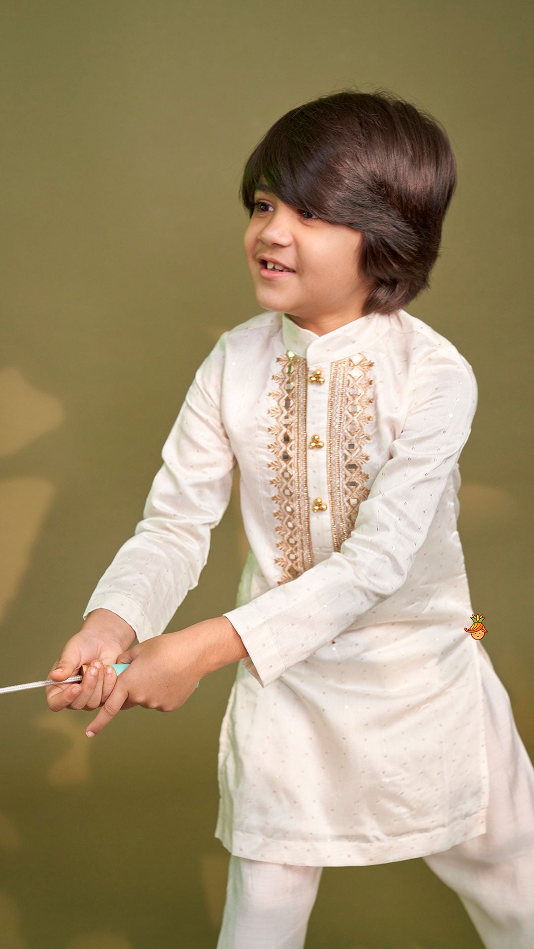 Pre Order: Faux Mirror Embroidered Sequin Detailed Kurta With Pyjama