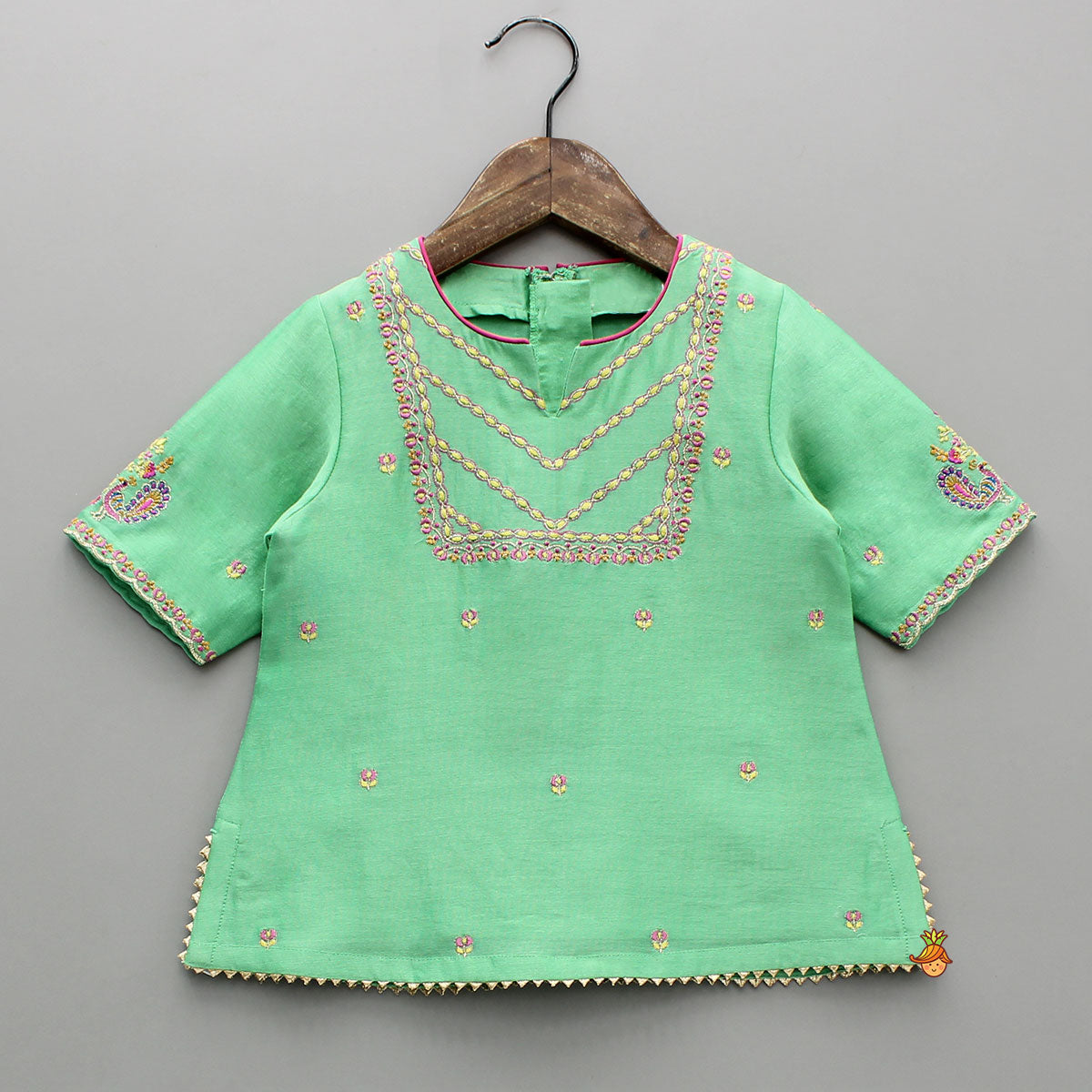 Pre Order: Green Embroidered Kurta With Lehenga And Dupatta