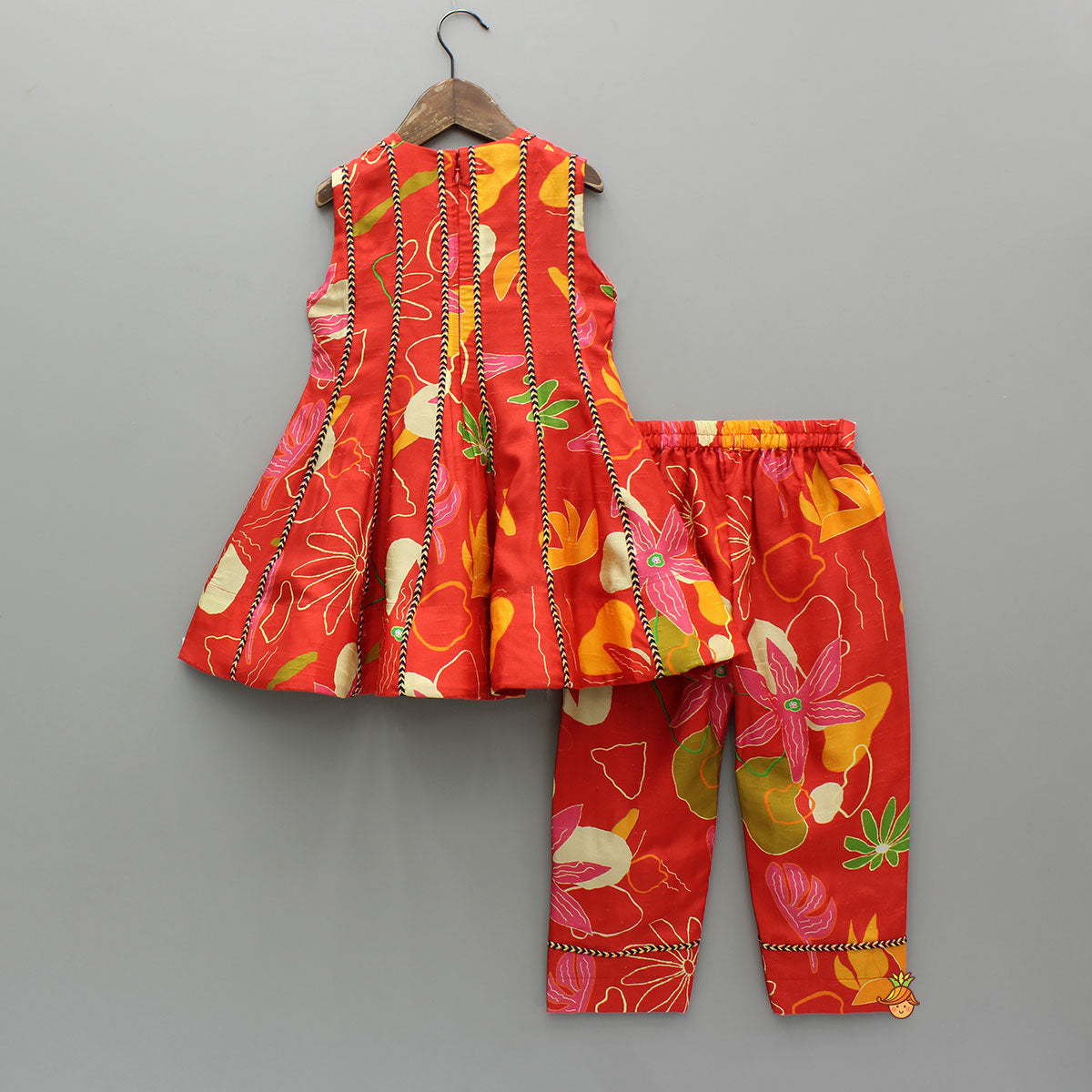 Pre Order: Red Floral Printed Sleeveless Kurti With Matching Pants