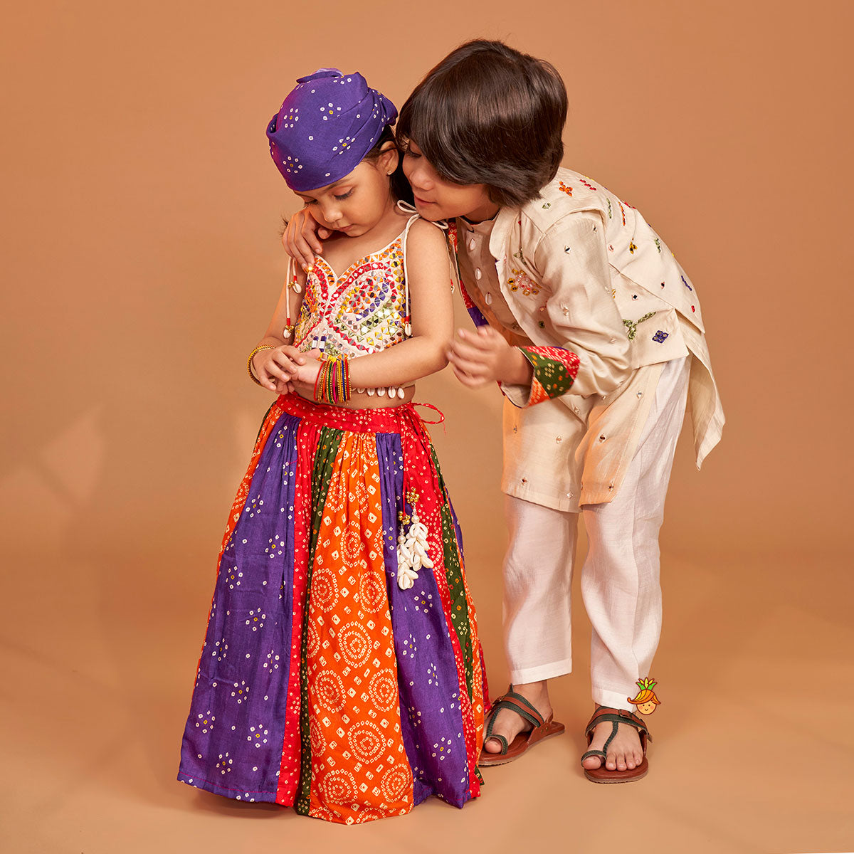 Mirror Embroidered Bandhej Detailed Kurta With Front Open Mirror Work Jacket And Pyjama twinning model image 3