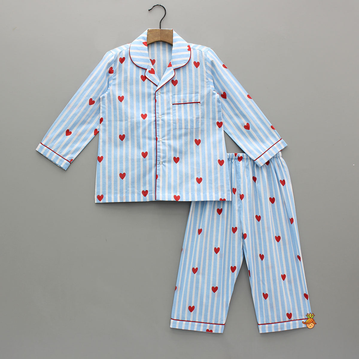 Pre Order: Striped Notch Collar Heart Detailed Sleepwear