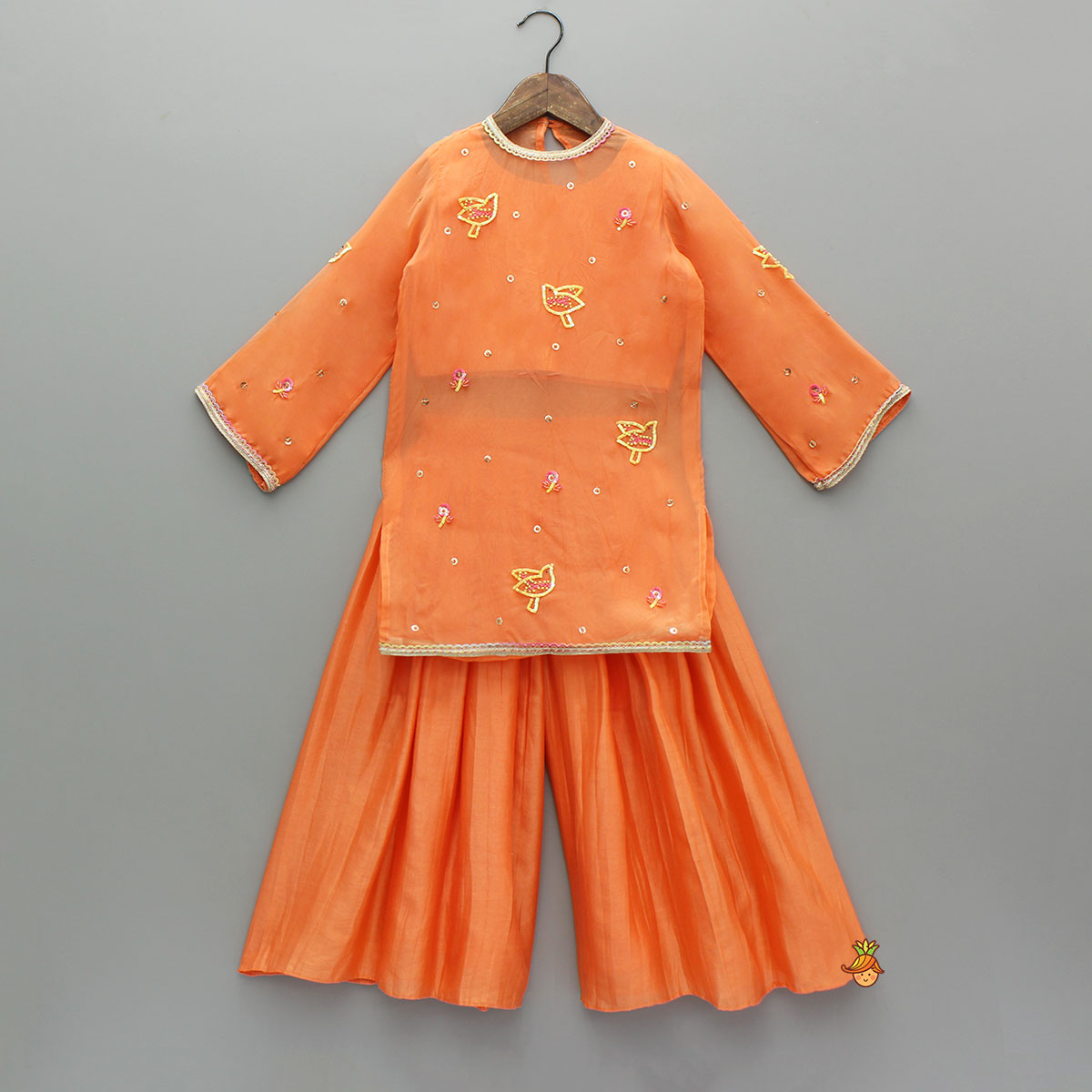 Pre Order: Sleeveless Top With Embroidered Kurti And Palazzo