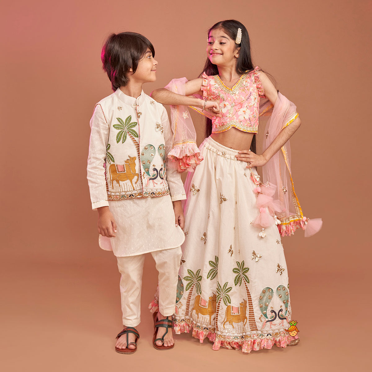 Off White Kurta With Beautiful Embroidered Jacket And Pyjama twinning model image 2