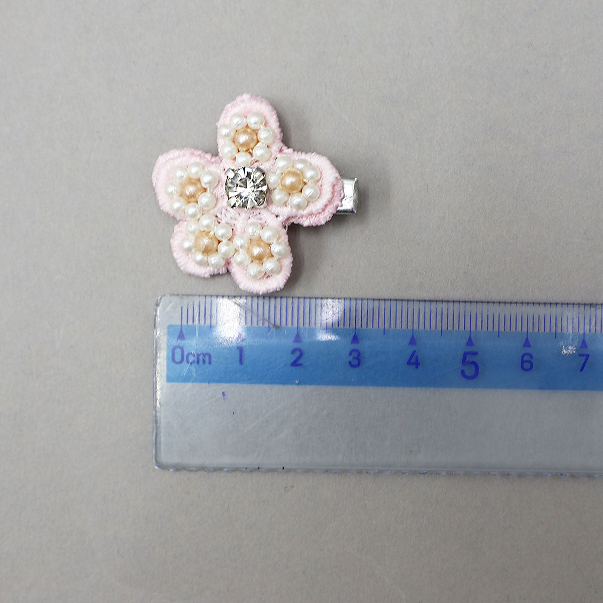 Cute Floral Embroidered Set of 4 Embellished Hair Clips