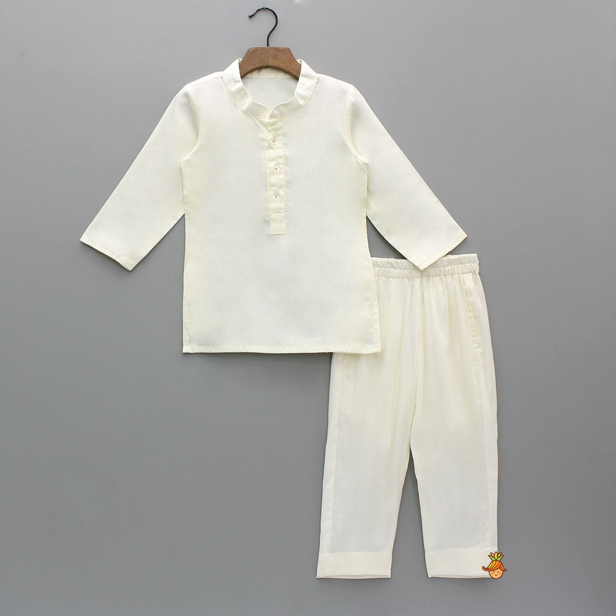 Pre Order: Off White Kurta With Ethnic Embroidered Front Open Jacket And Pyjama