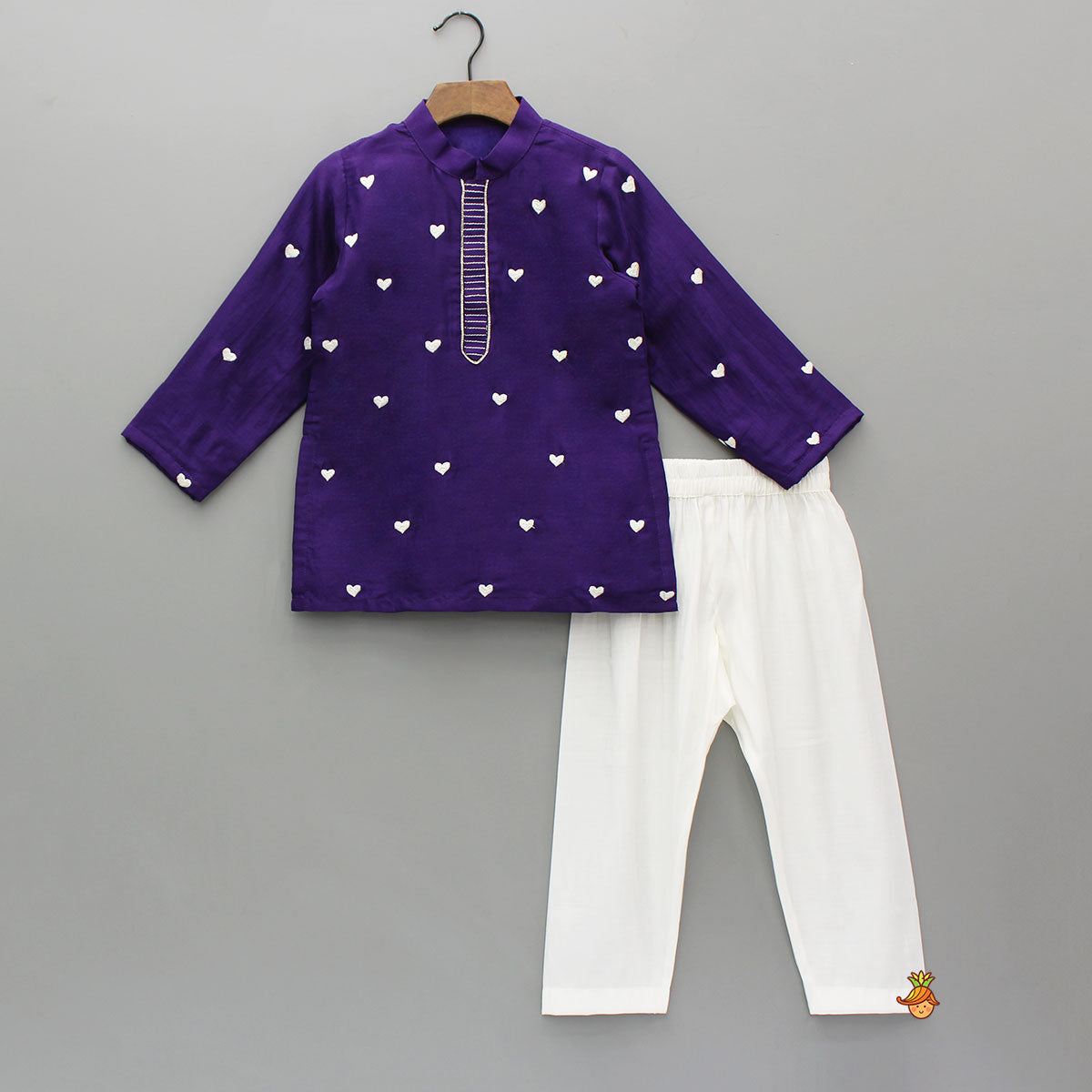 Pre Order: Purple Thread Embroidered Kurta With Off White Pyjama