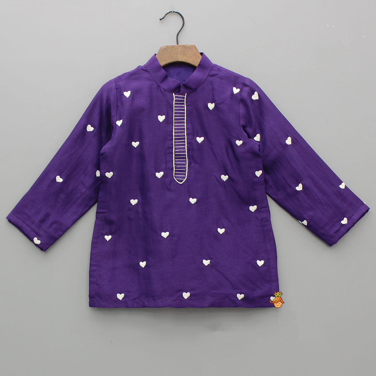 Pre Order: Purple Thread Embroidered Kurta With Off White Pyjama
