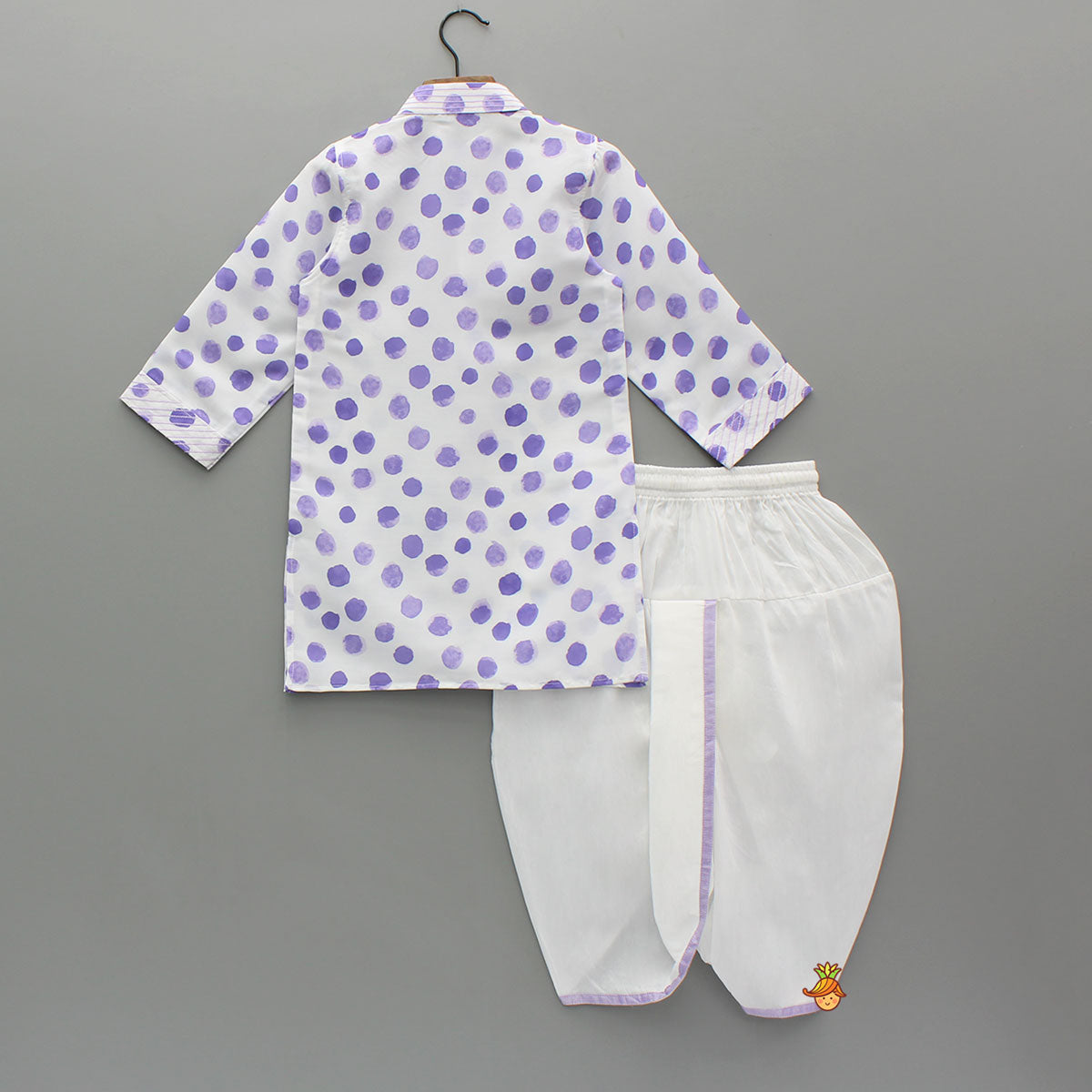 Pre Order: Thread Detailed Polka Dot Kurta With Dhoti