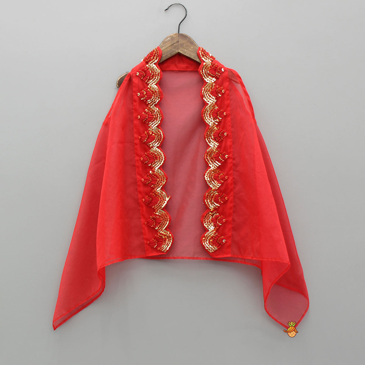 Pre Order: Gorgeous Sleeveless Pin Tuck Detailed Top With Embroidered Cape And Palazzo