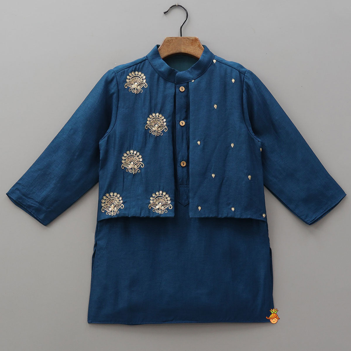Pre Order: Faux Jacket Style Embroidered Kurta With Pyjama