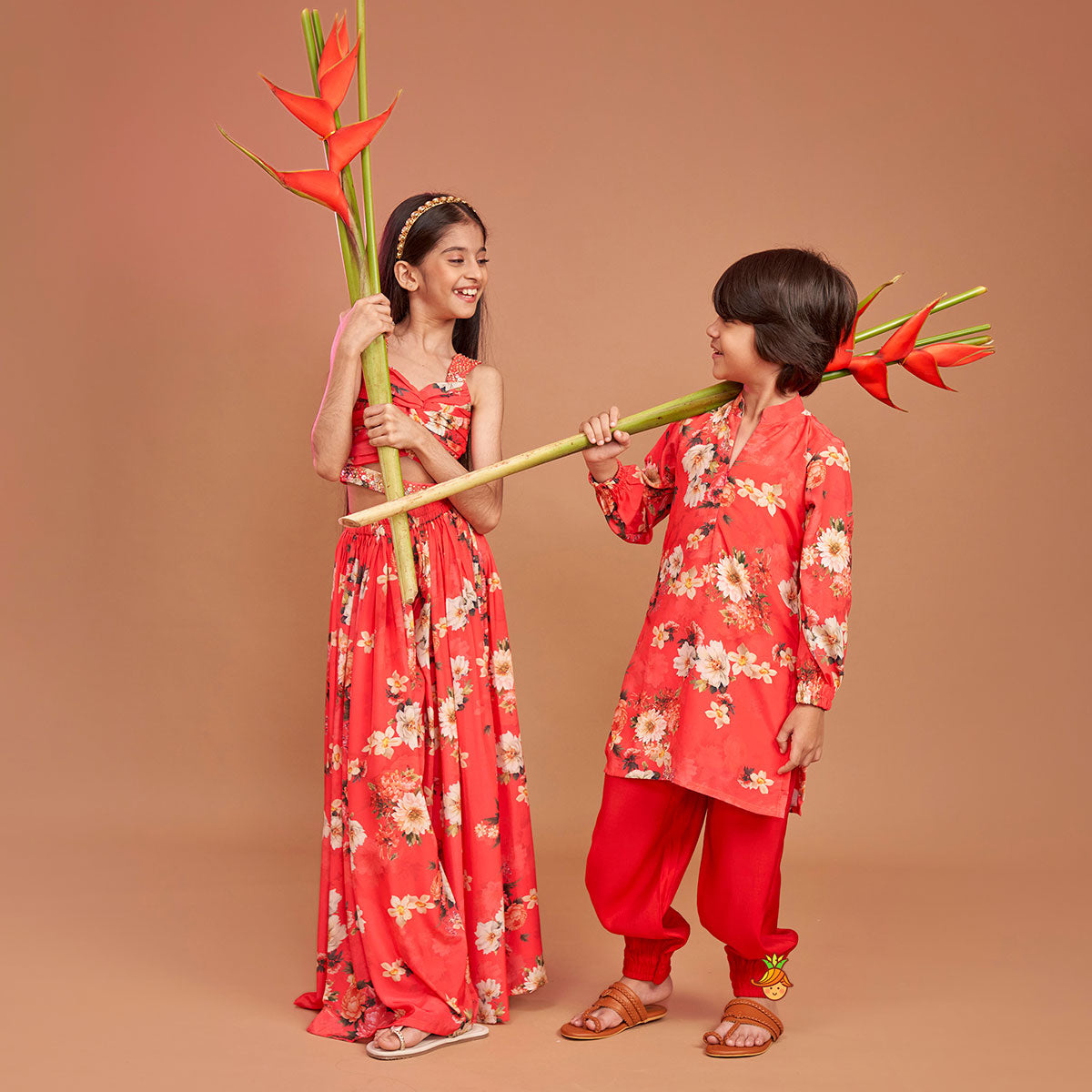 Multicolour Floral Printed Kurta With Jogger Style Pyjama twinning model image 2