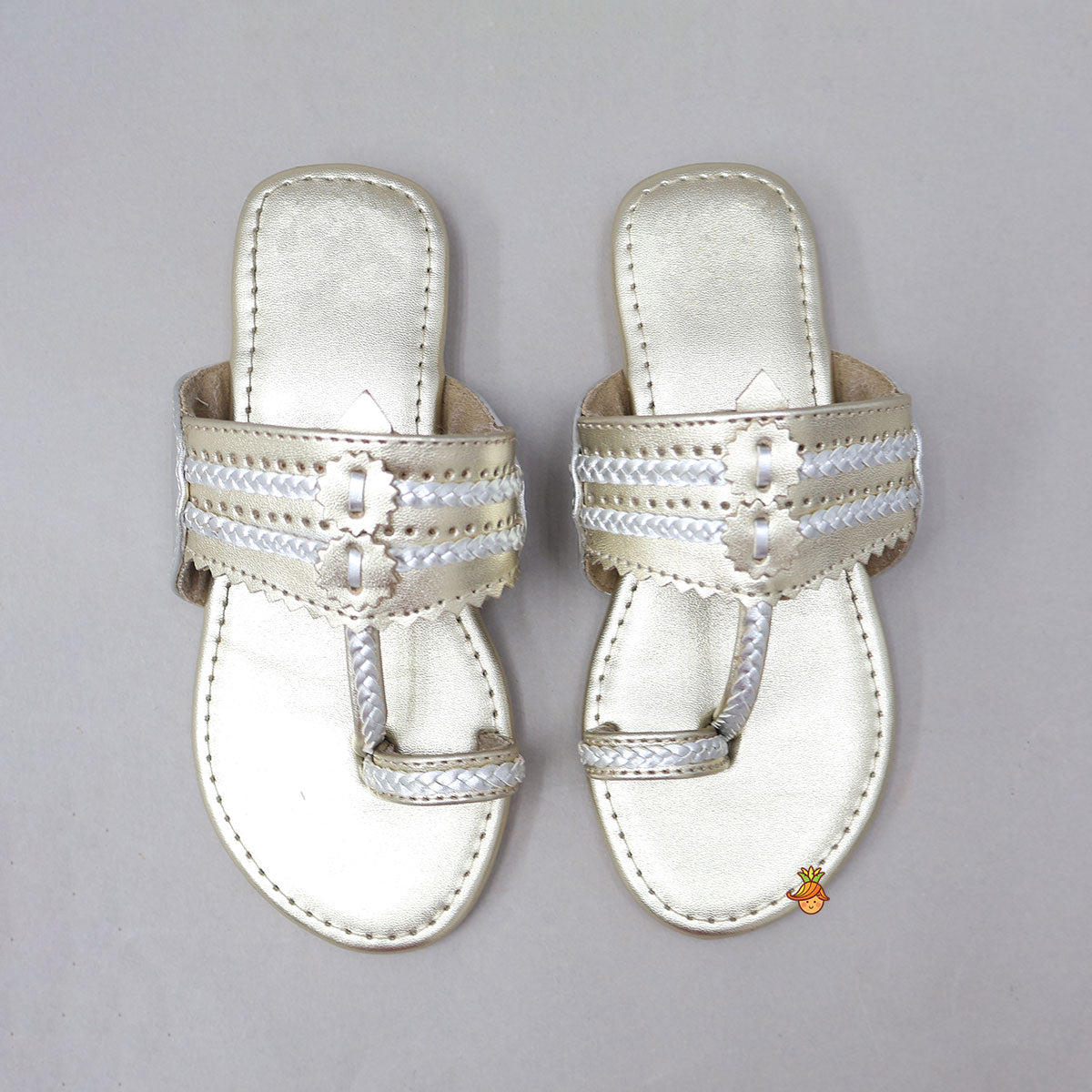 Ethnic Dual Tone Braid Detailed Kolhapuri Flats